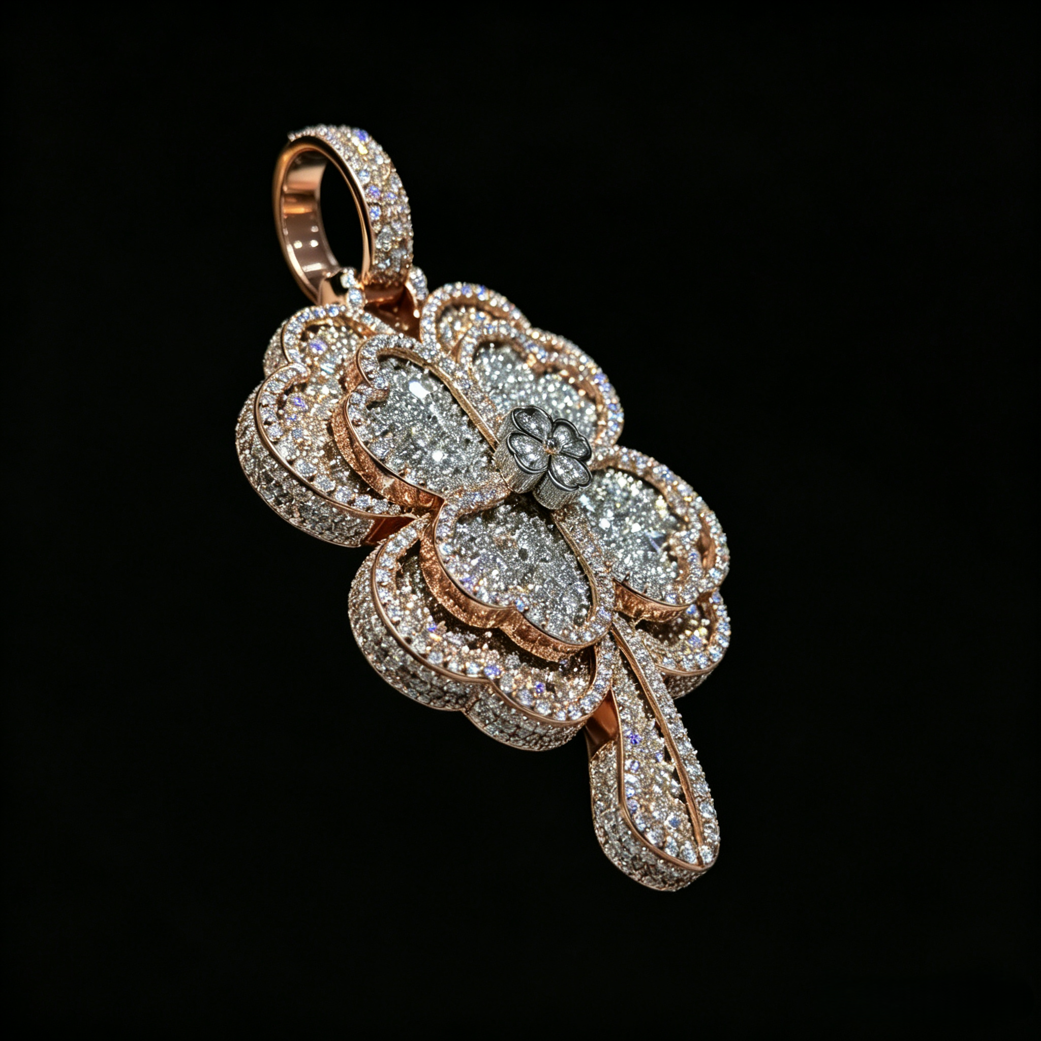 2.5Inch Iced Out Four Leaf Clover Pendant Rose Gold Two Tone Moissanite