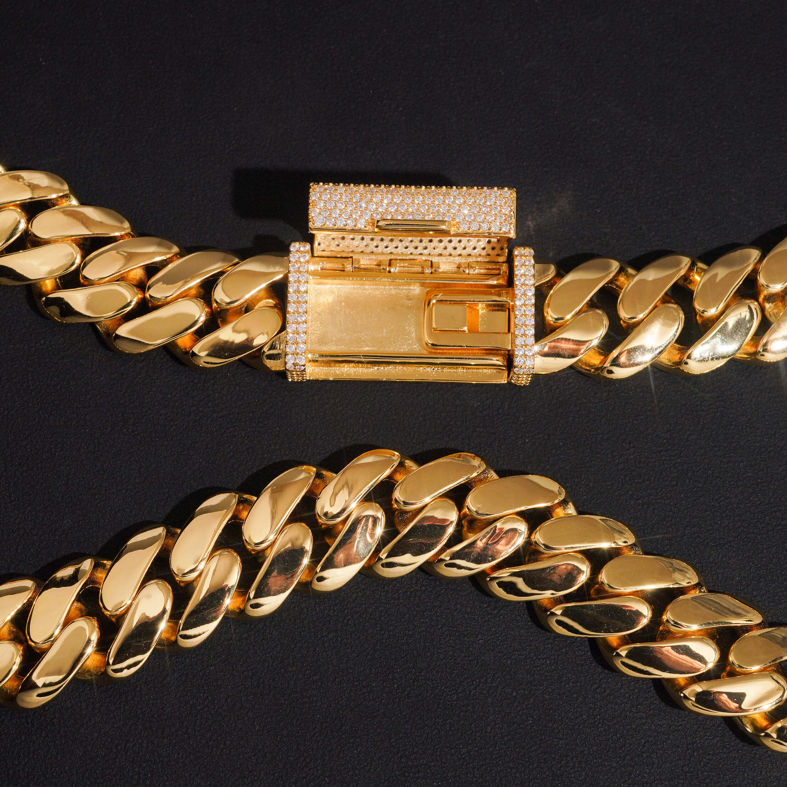 18MM Cuban Link Chain 10K Gold