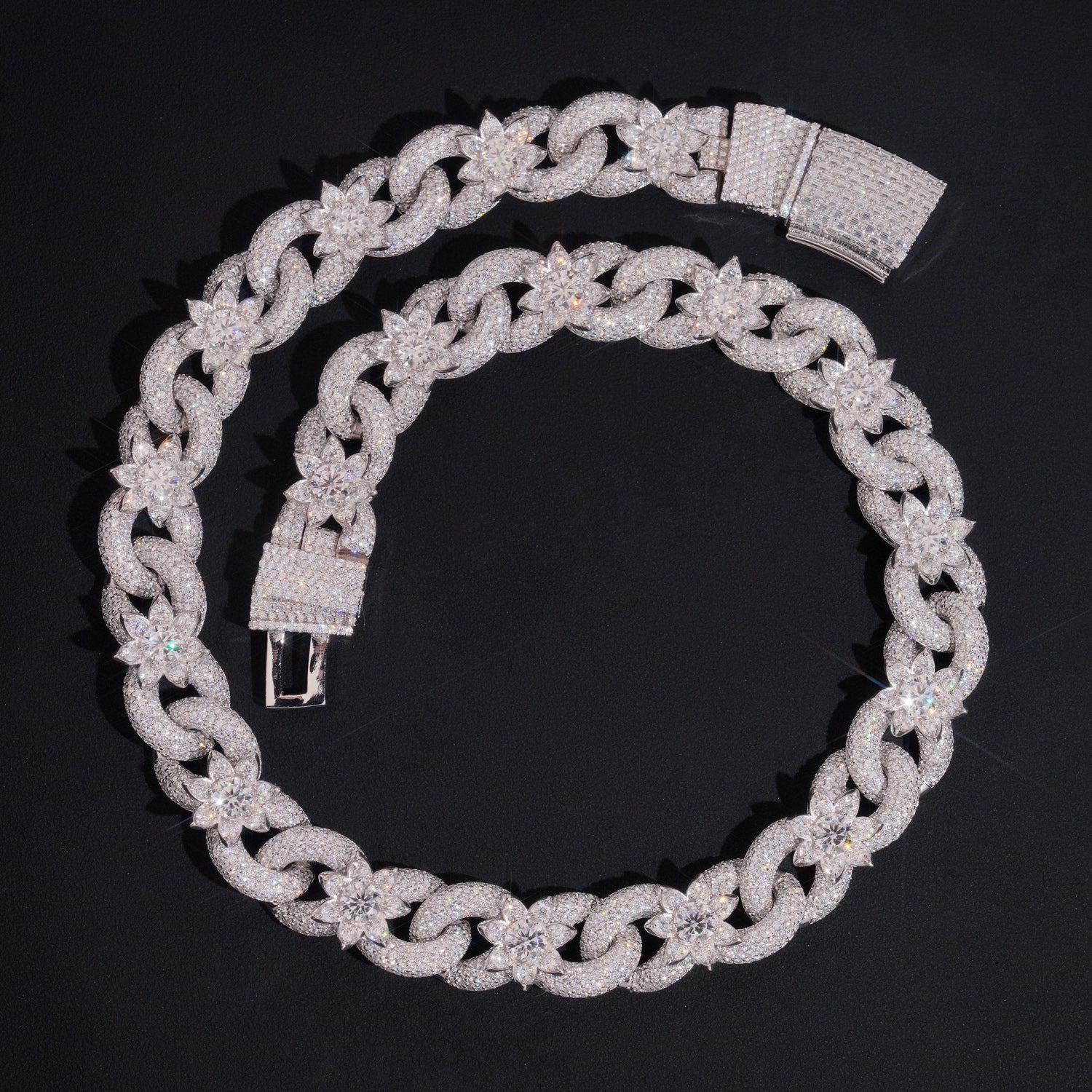 18MM Iced Out Diamond Flower Infinity Link Chain 14K Gold