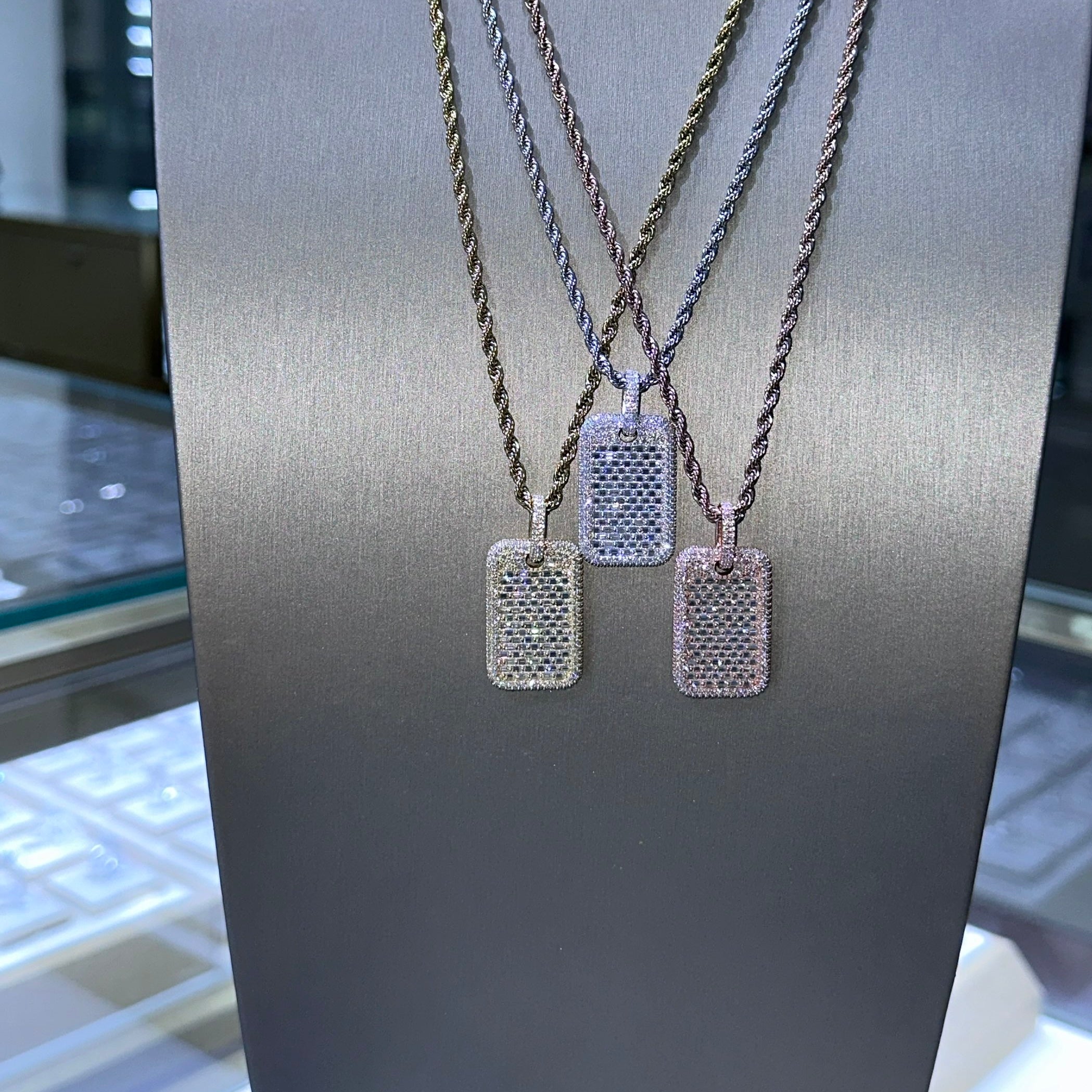 Mini Size Dogtag Pendant Vvs Baguette Cut Moissanite