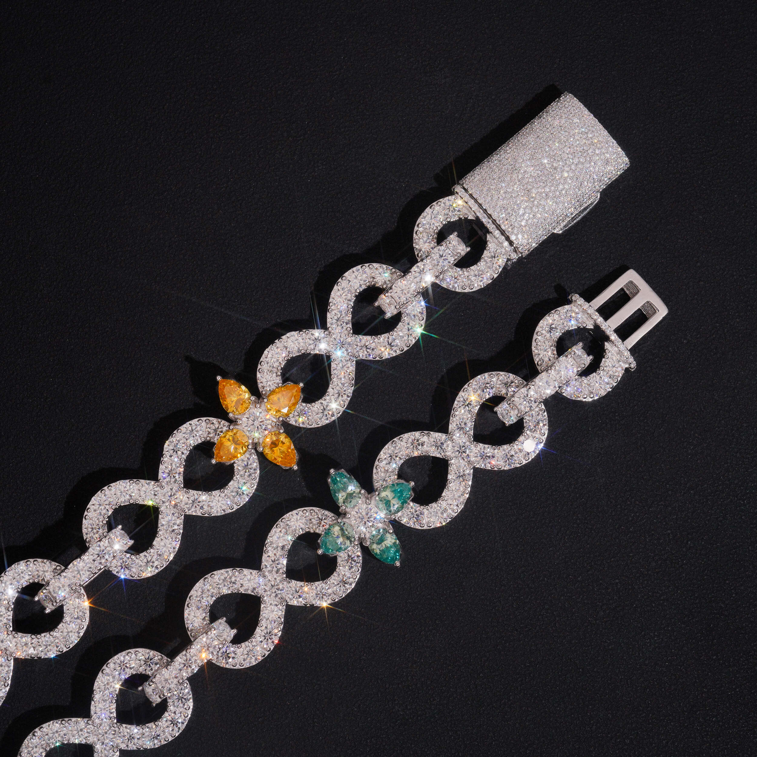 20MM Moissanite Flower Infinity Link Chain 14K Gold