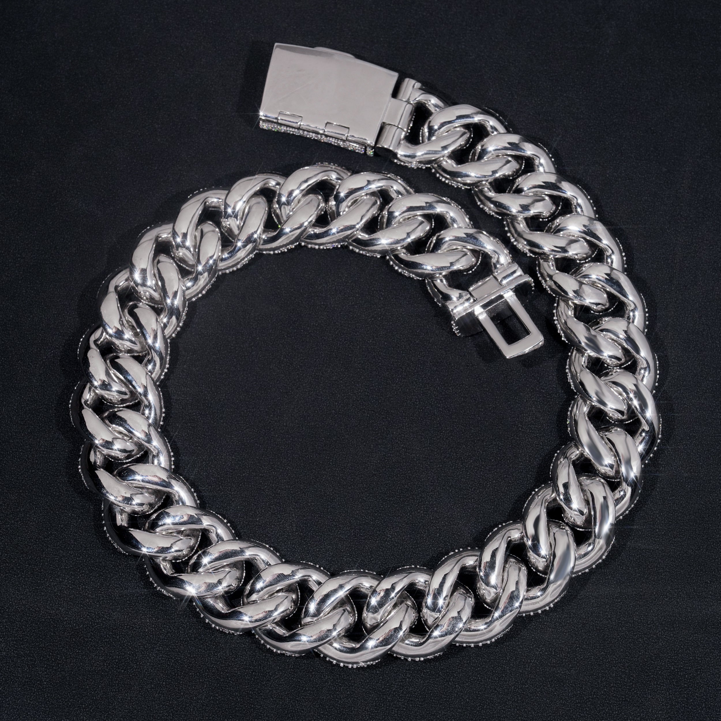 23mm Mosaic-Set diamond Cuban Link Chain 10K Gold