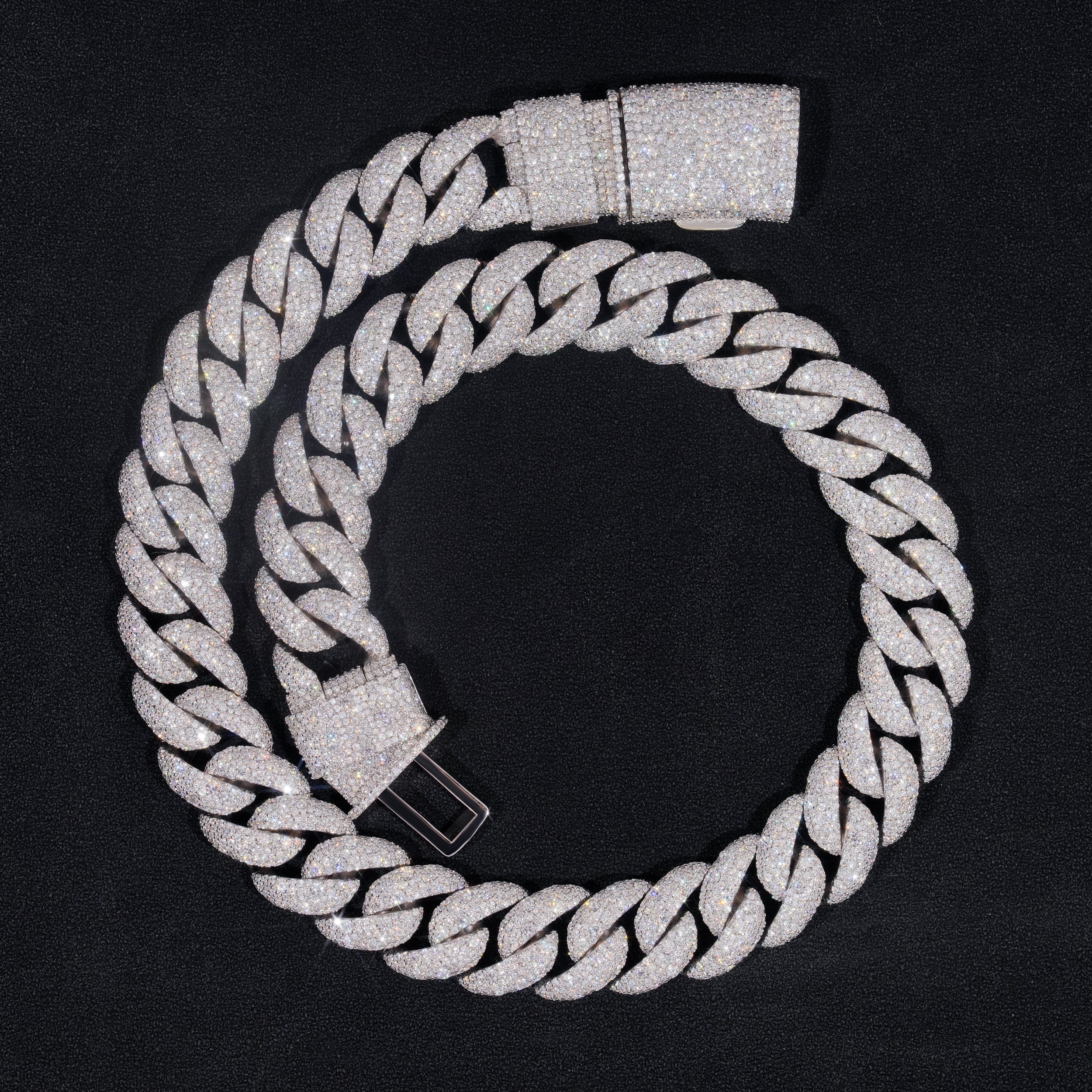 23mm Mosaic-Set moissanite Cuban Link Chain 10K Gold
