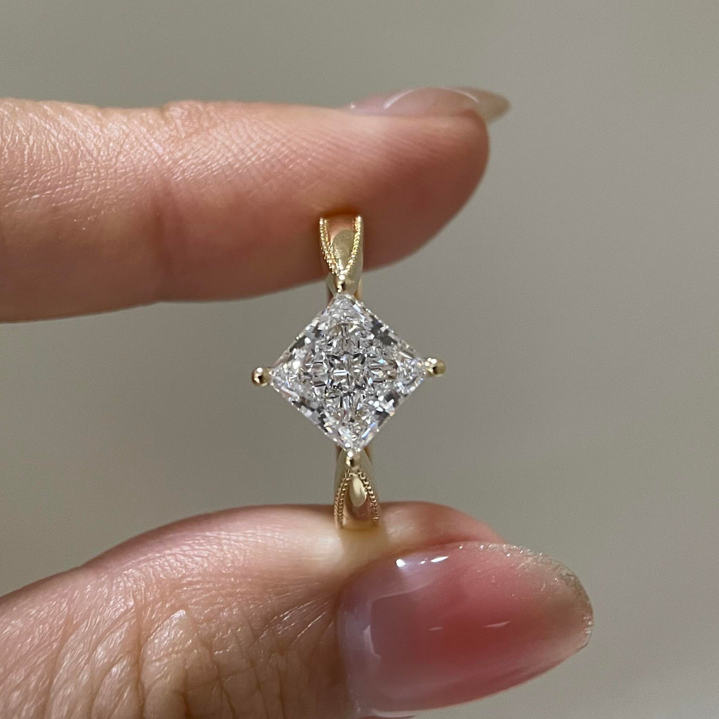 10K 14K 18K Yellow Gold 2CT Princess Cut Lab Grown Diamond Ring