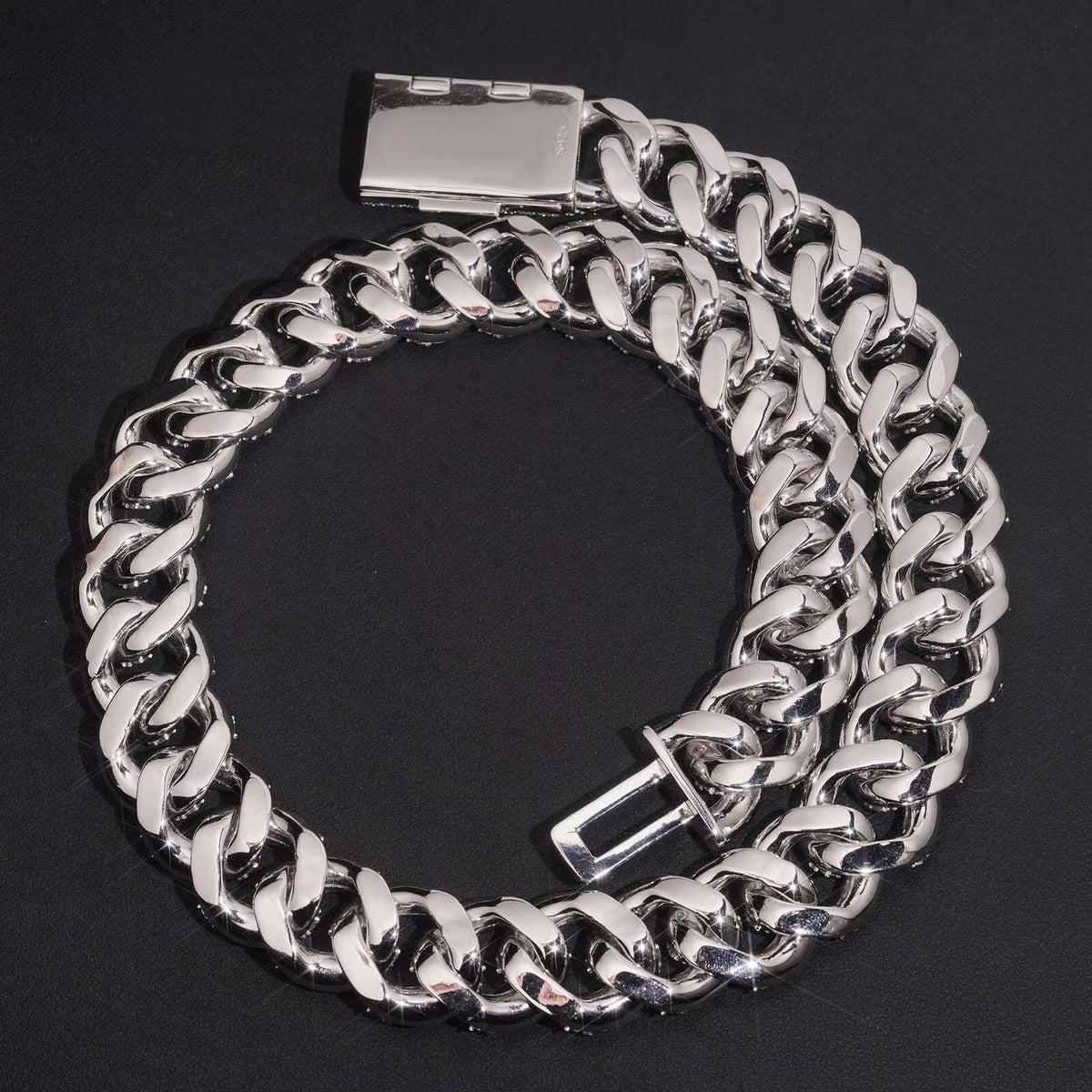 Single Row 20MM Moissanite Diamond Cuban Chain Necklace