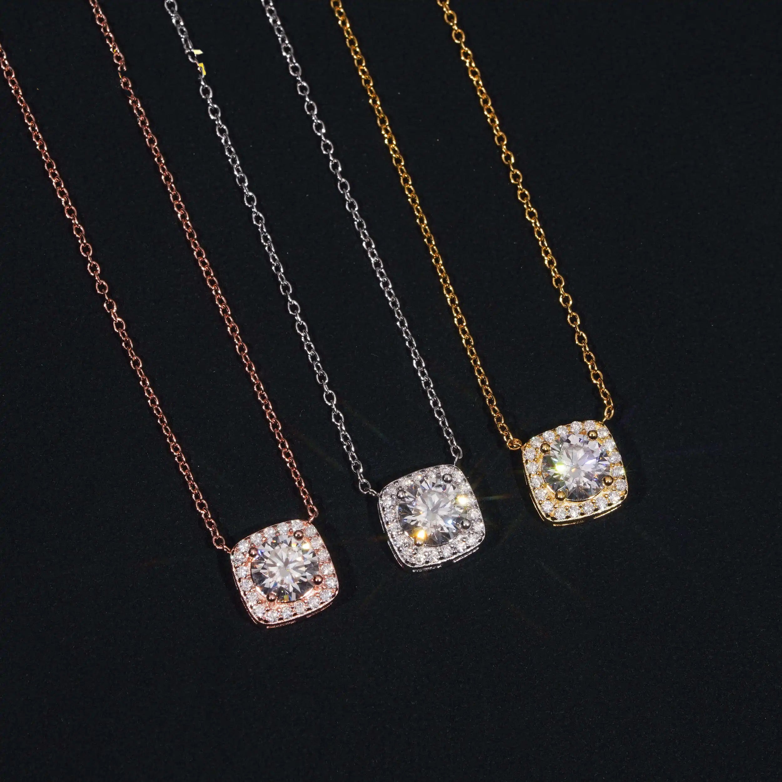 Halo Diamond Style VVS Moissanite Diamond Necklace For Women Silver 925