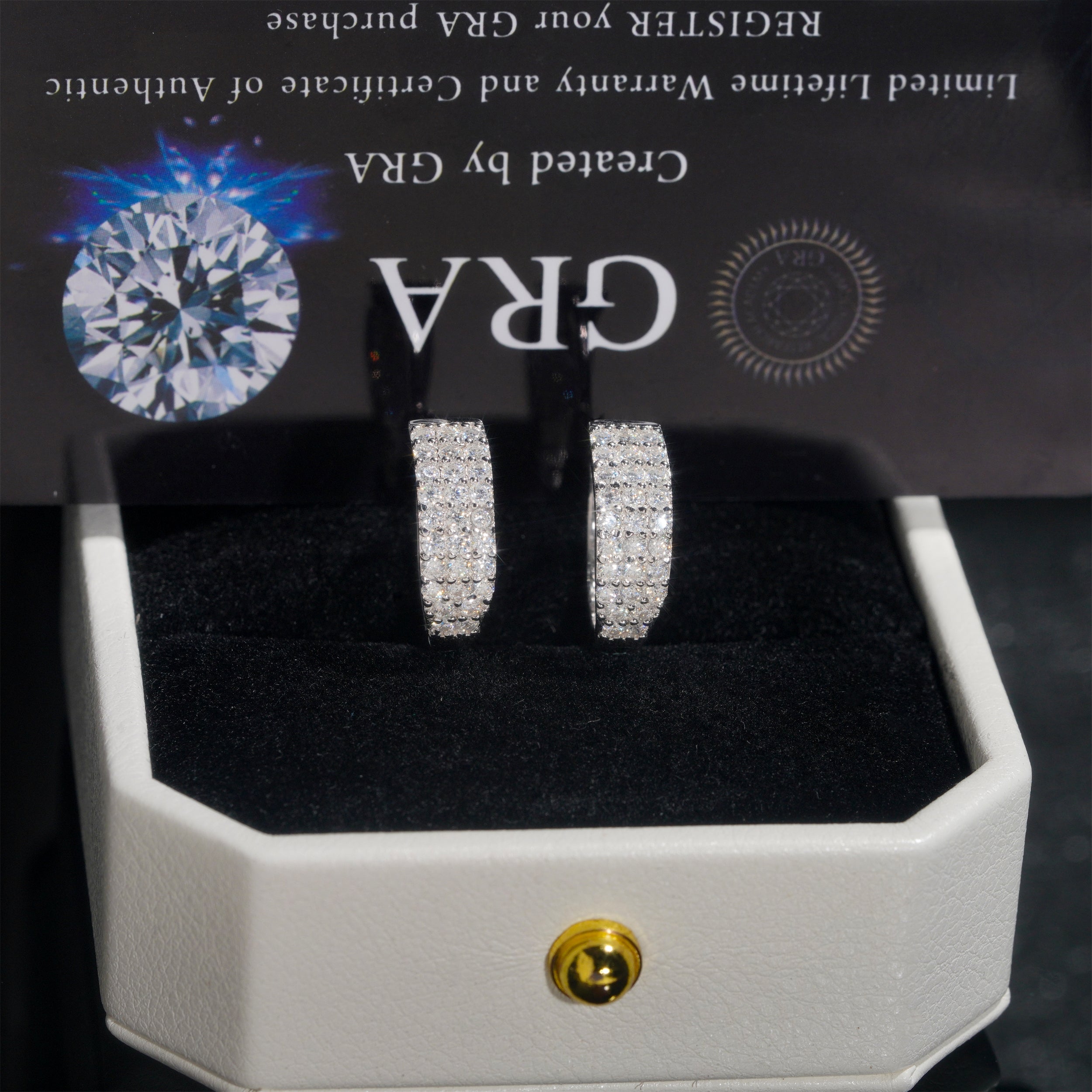 Brincos de argola de moissanite com 3 fileiras de diamante em ouro branco 925 prata