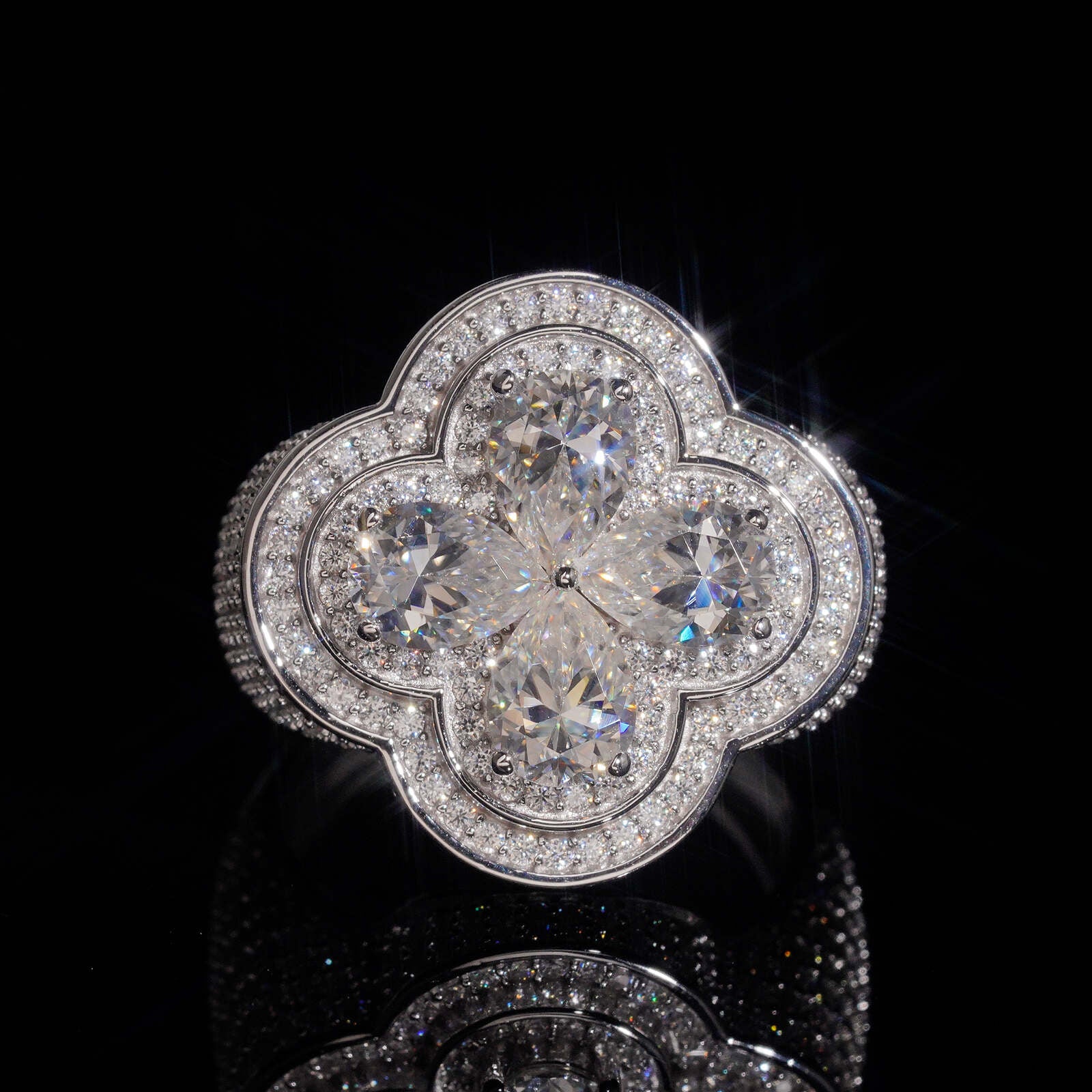 Half Iced Moissanite Diamond Men Clover Ring