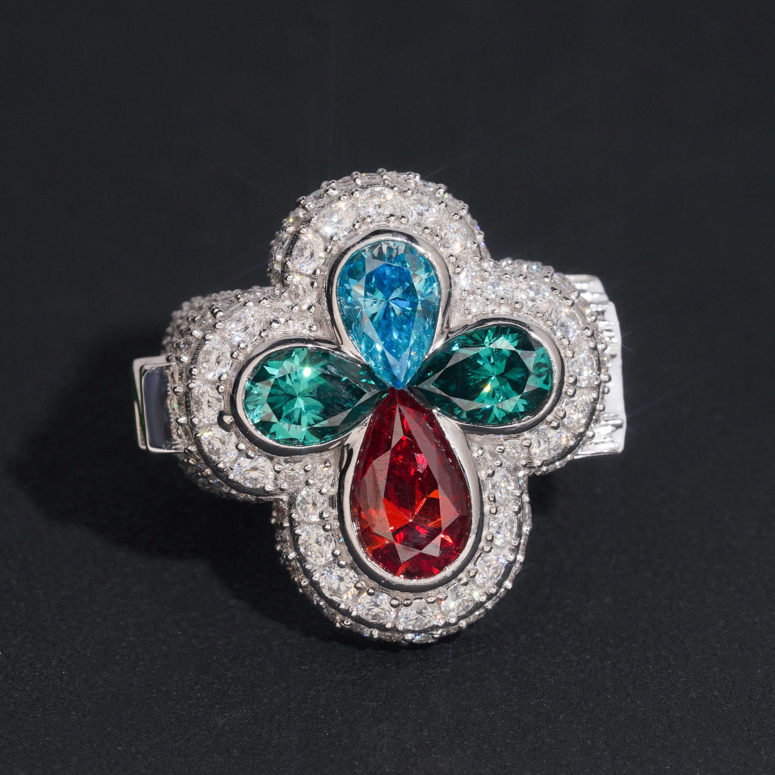 Iced Out Men Jewelry Custom Initial Clover Ring With Color Moissanite