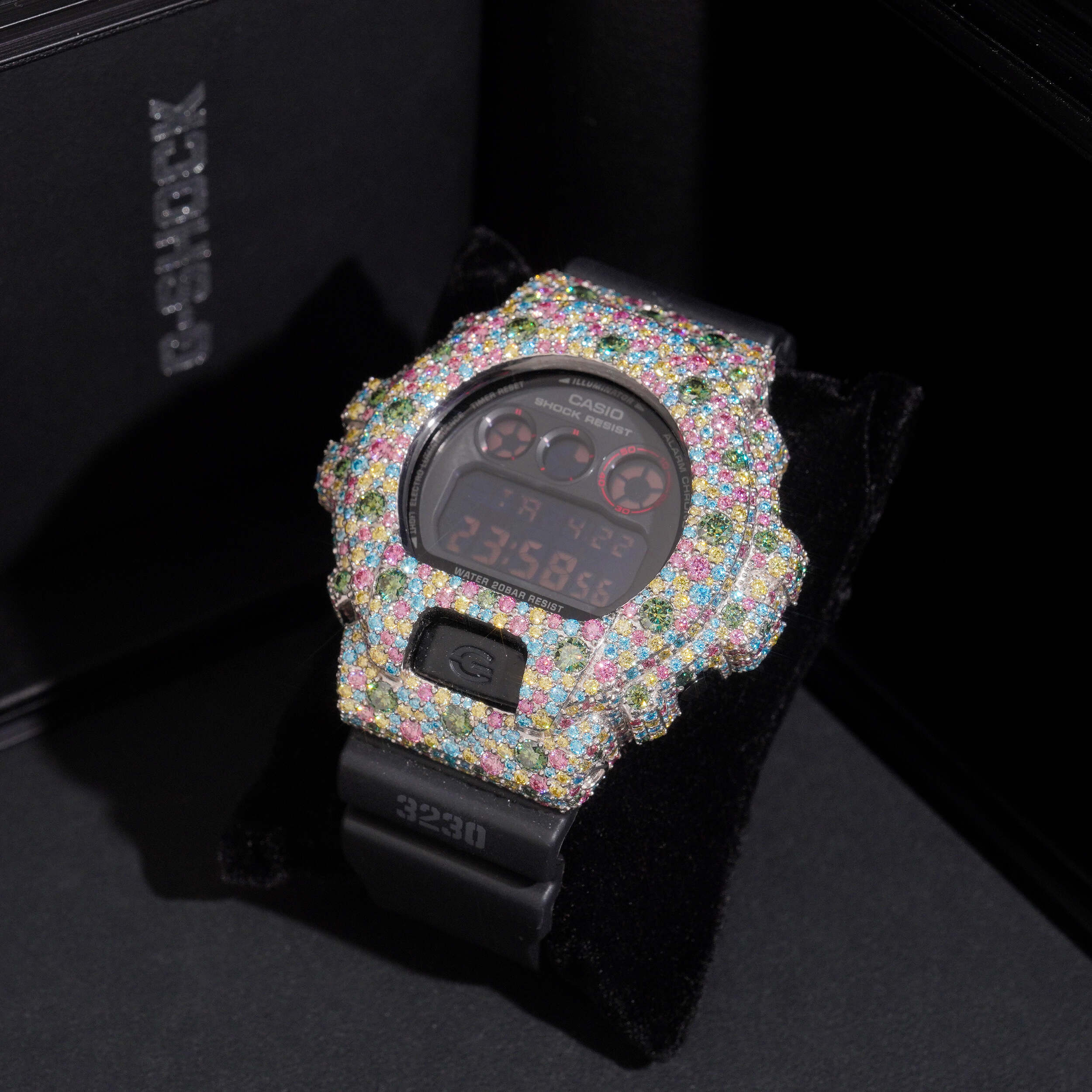 Mosaic Setting Color Moissanite Diamond G Shock Watch