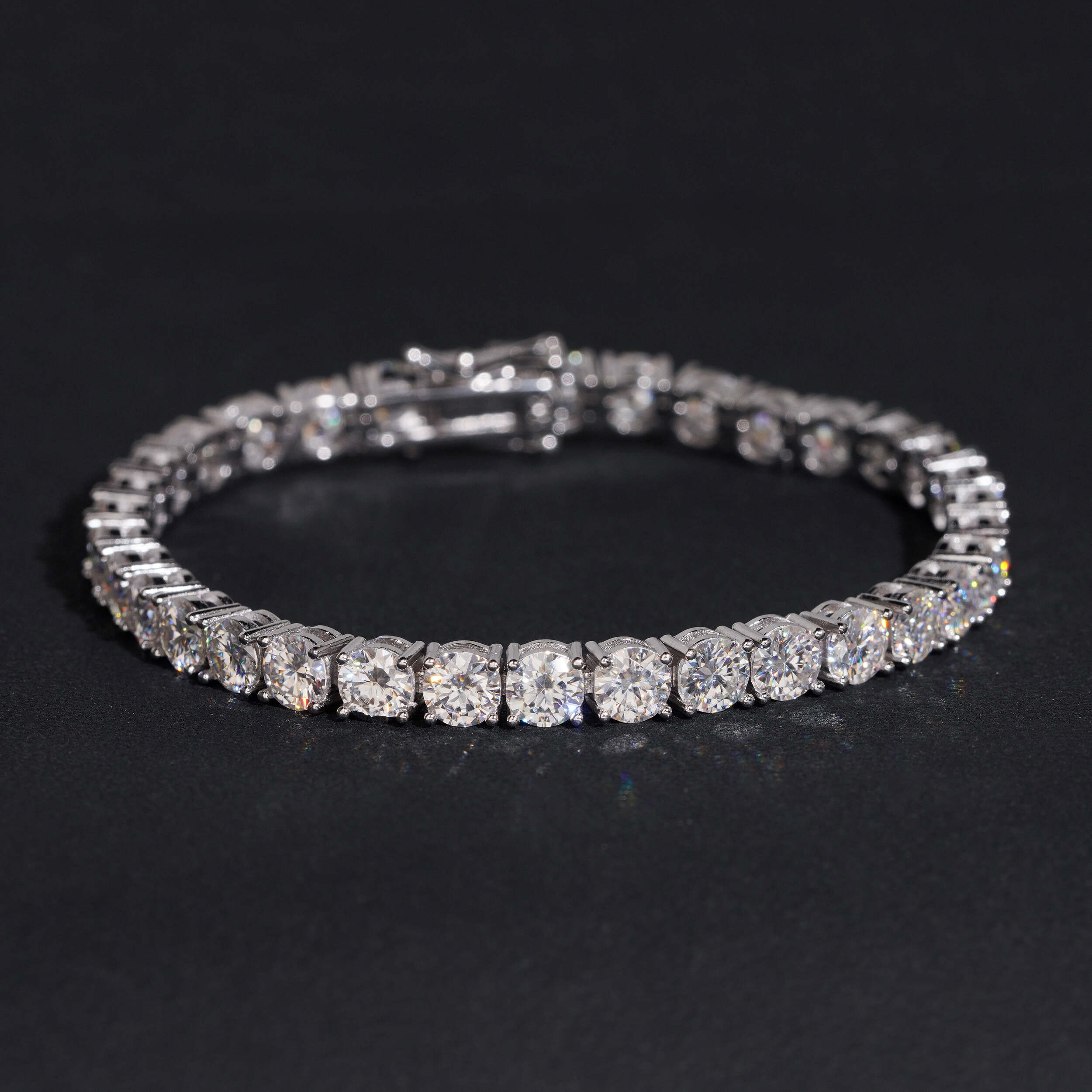 VVS Lab Diamond Tennis Bracelet 5MM IGI