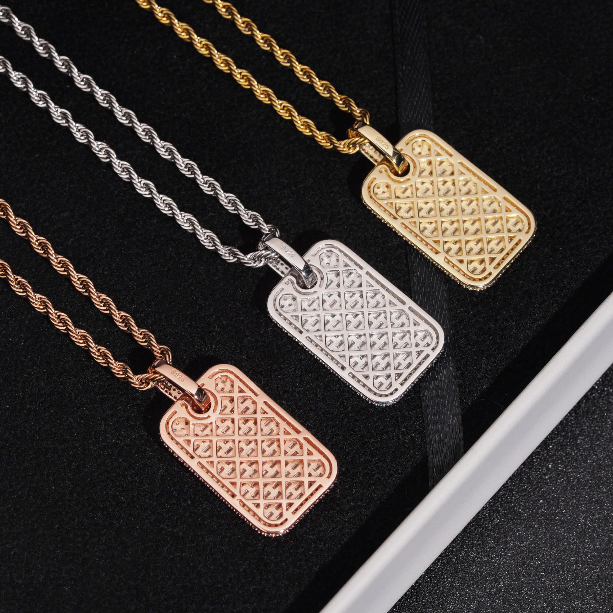 Mini Size Dog Tag Pendant Vvs Baguette Cut Moissanite