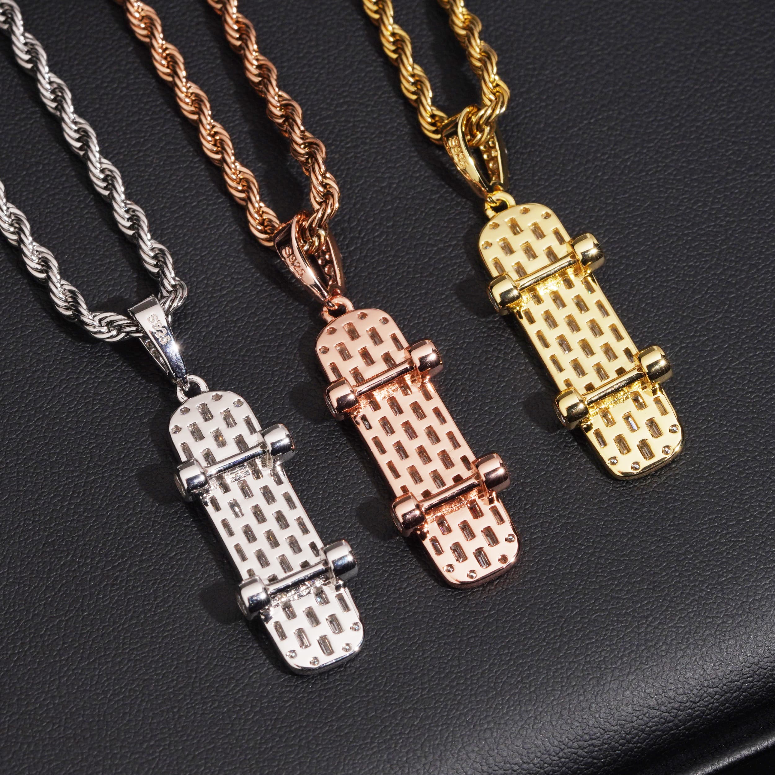 Street Fashion Jewelry Skateboard Pendant VVS Baguette Cut Moissanite Diamond