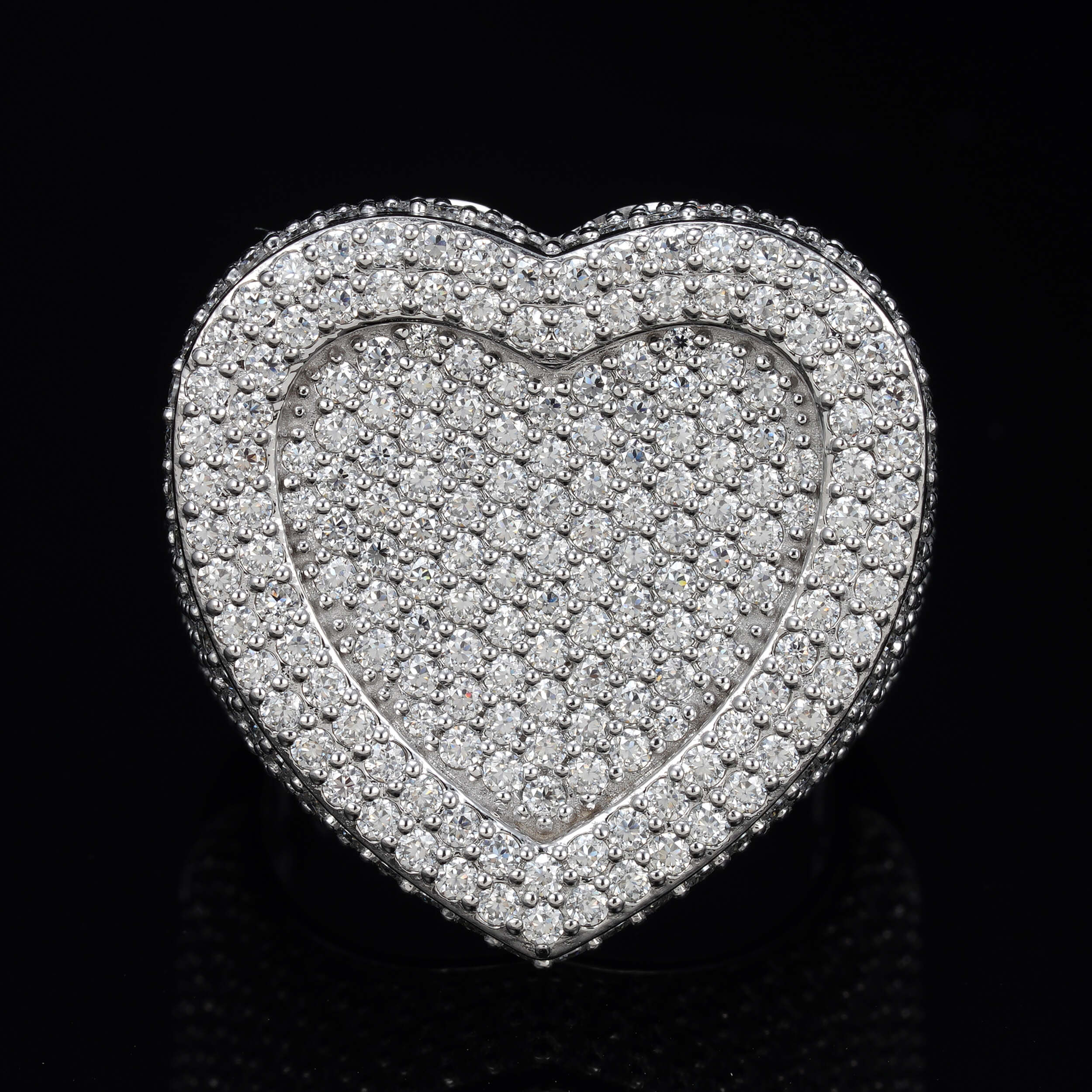 10K White Gold Heart Shaped VVS Moissanite Diamond Men Ring