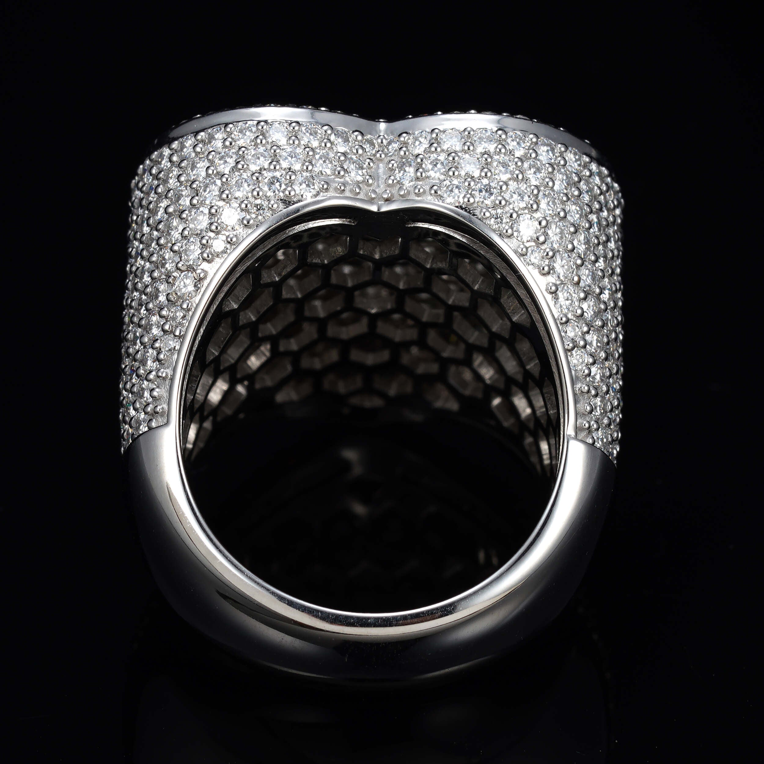10K White Gold Heart Shaped VVS Moissanite Diamond Men Ring