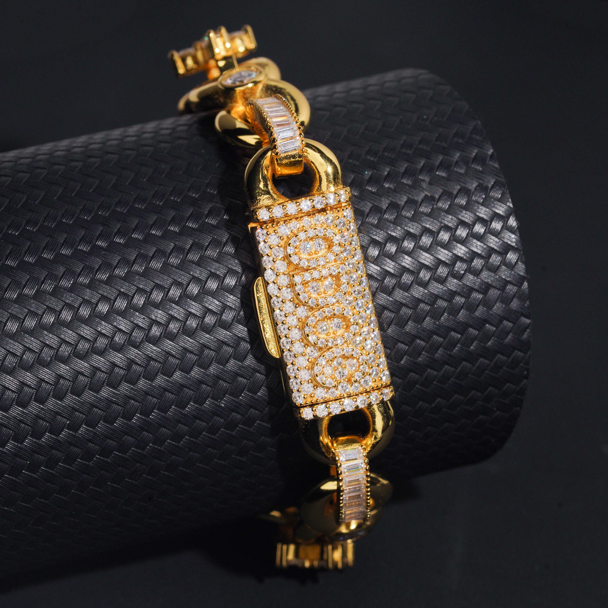 18K Gold Plated Infinity Link Bracelet With Custom Name Clasp VVS Moissanite Hip Hop Jewelry