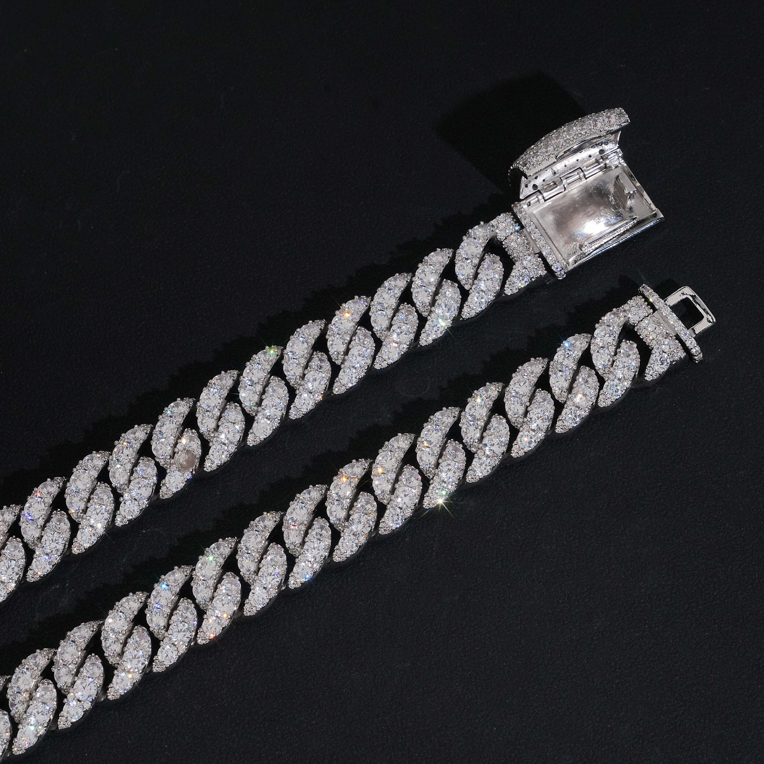 16MM Single One Row Moissanite Diamond Cuban Chain Curve Lock