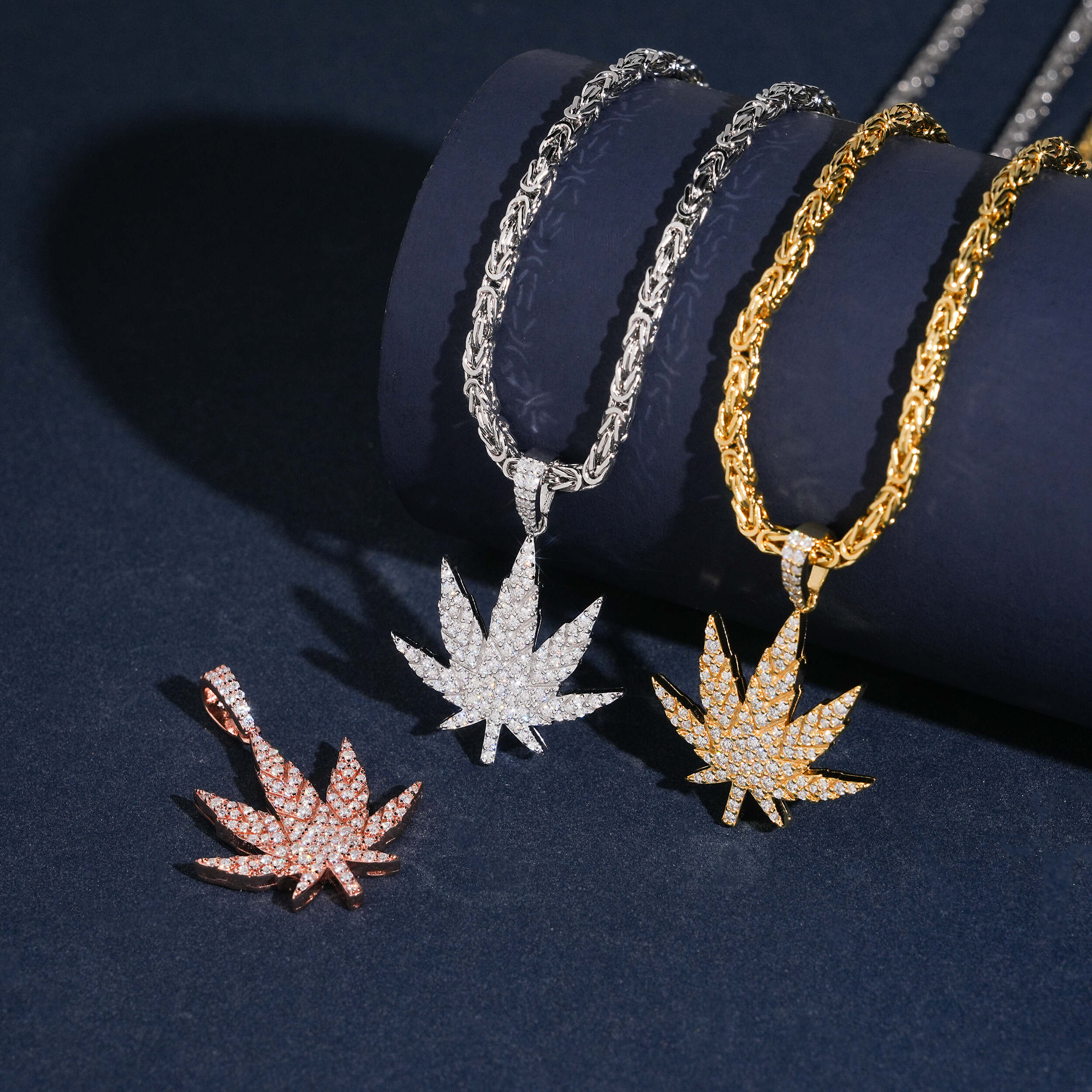 VVS Moissanite Diamond Iced Out Silver Leaf Pendant