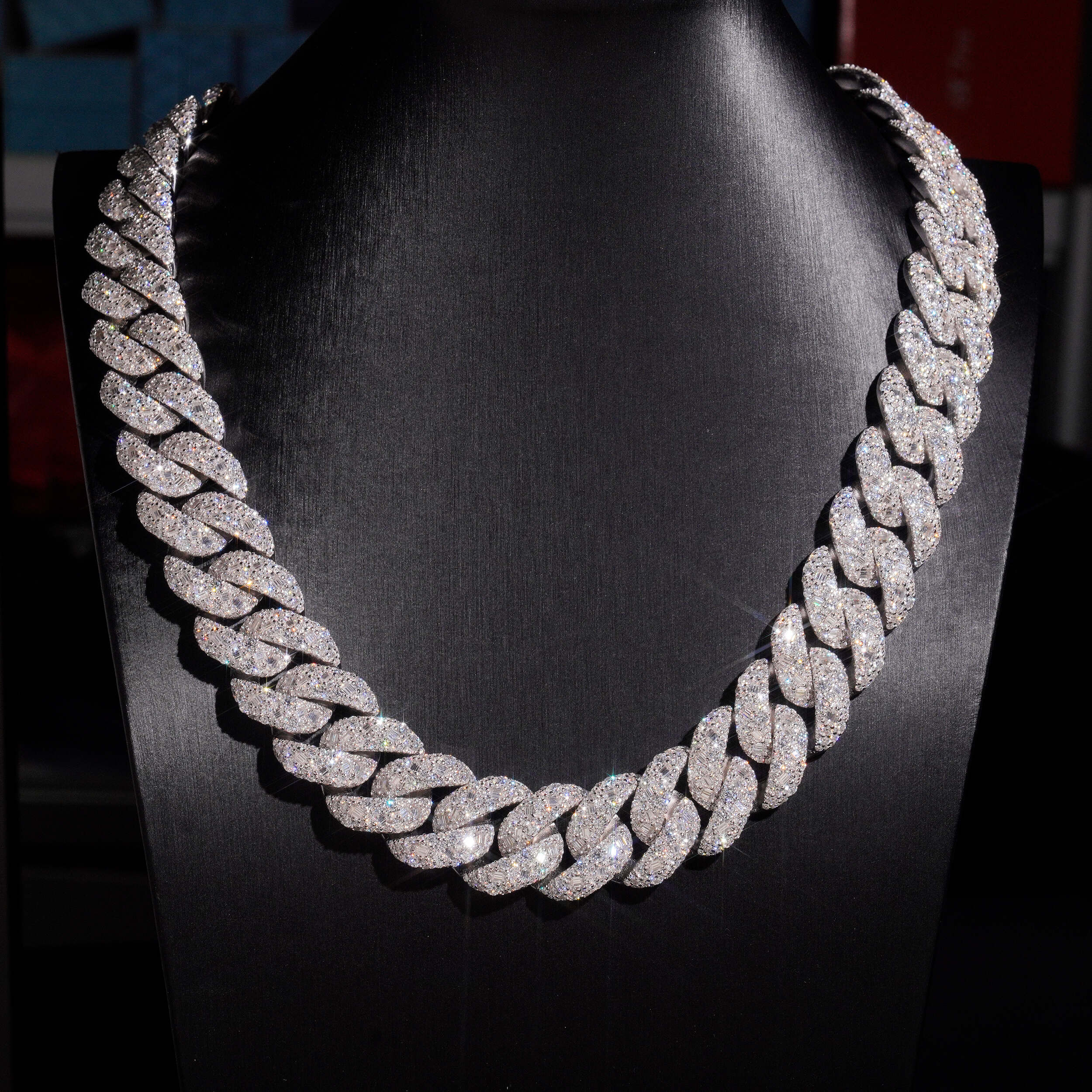 New Arrival 20MM Round Mix Baguette Moisaic Setting Moissanite Cuban Chain