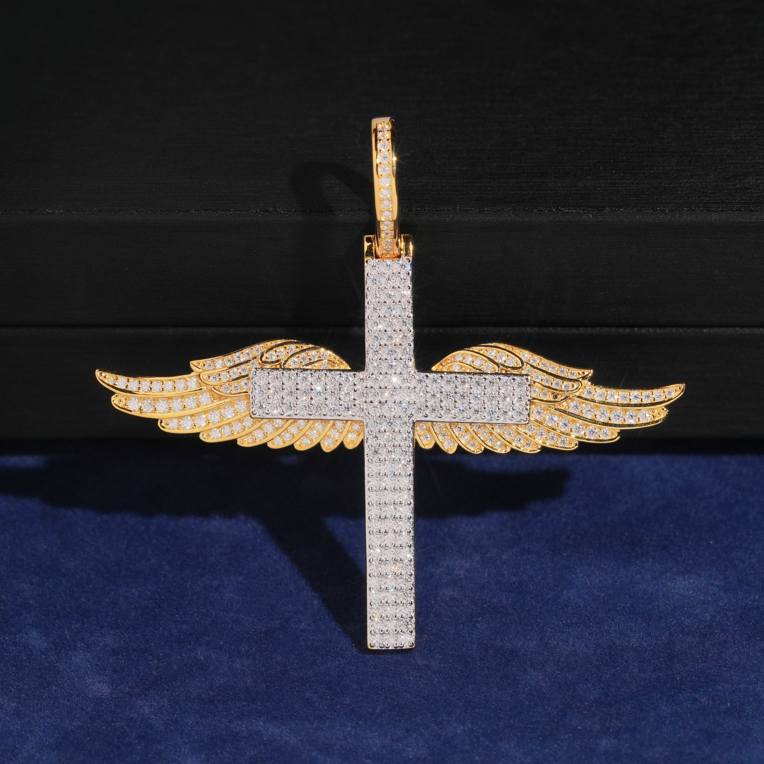 VVS Moissanite Iced Out Wing Cross Pendant For Men Jewelry