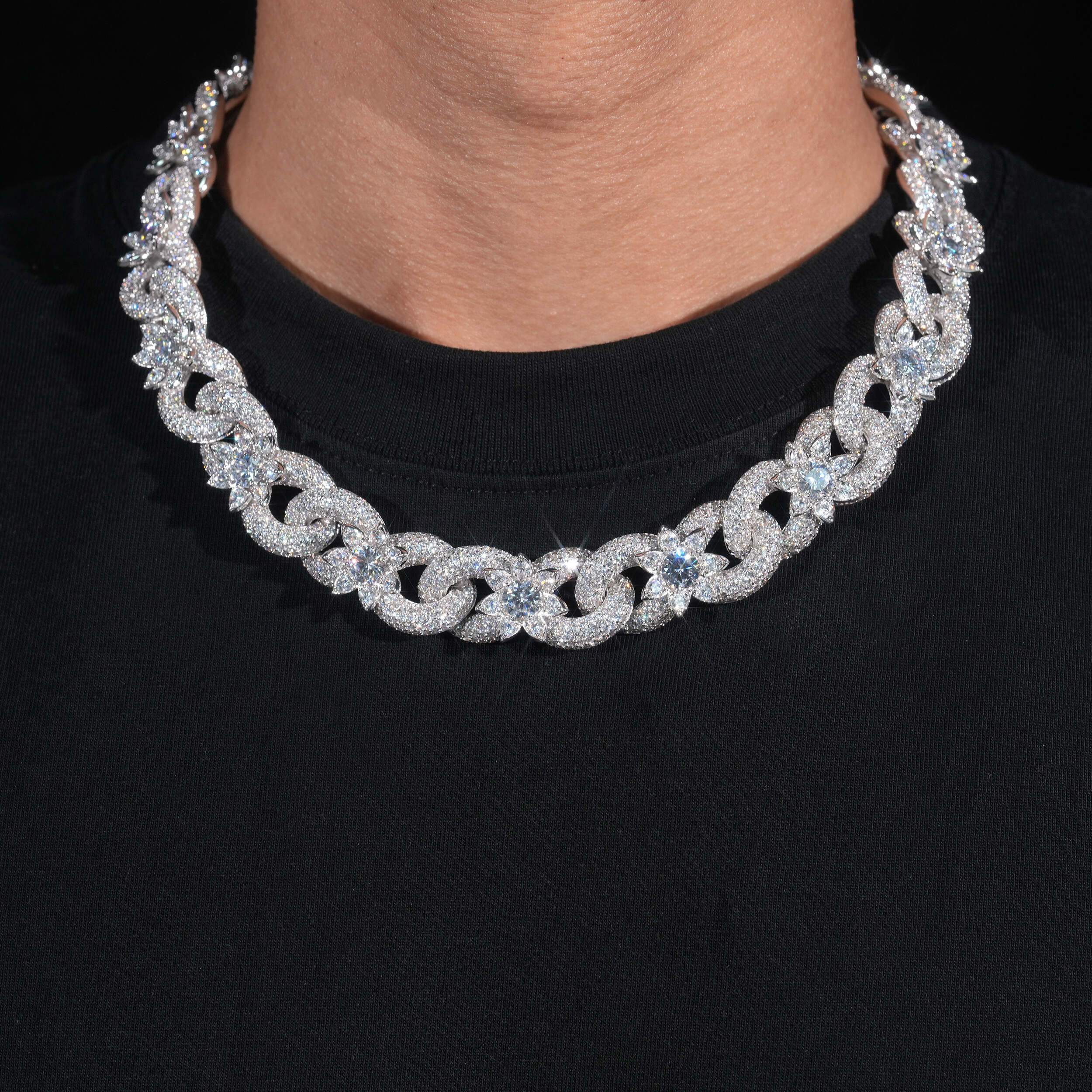 VVS CZ 18MM Flower Infinity Link Chain Necklace