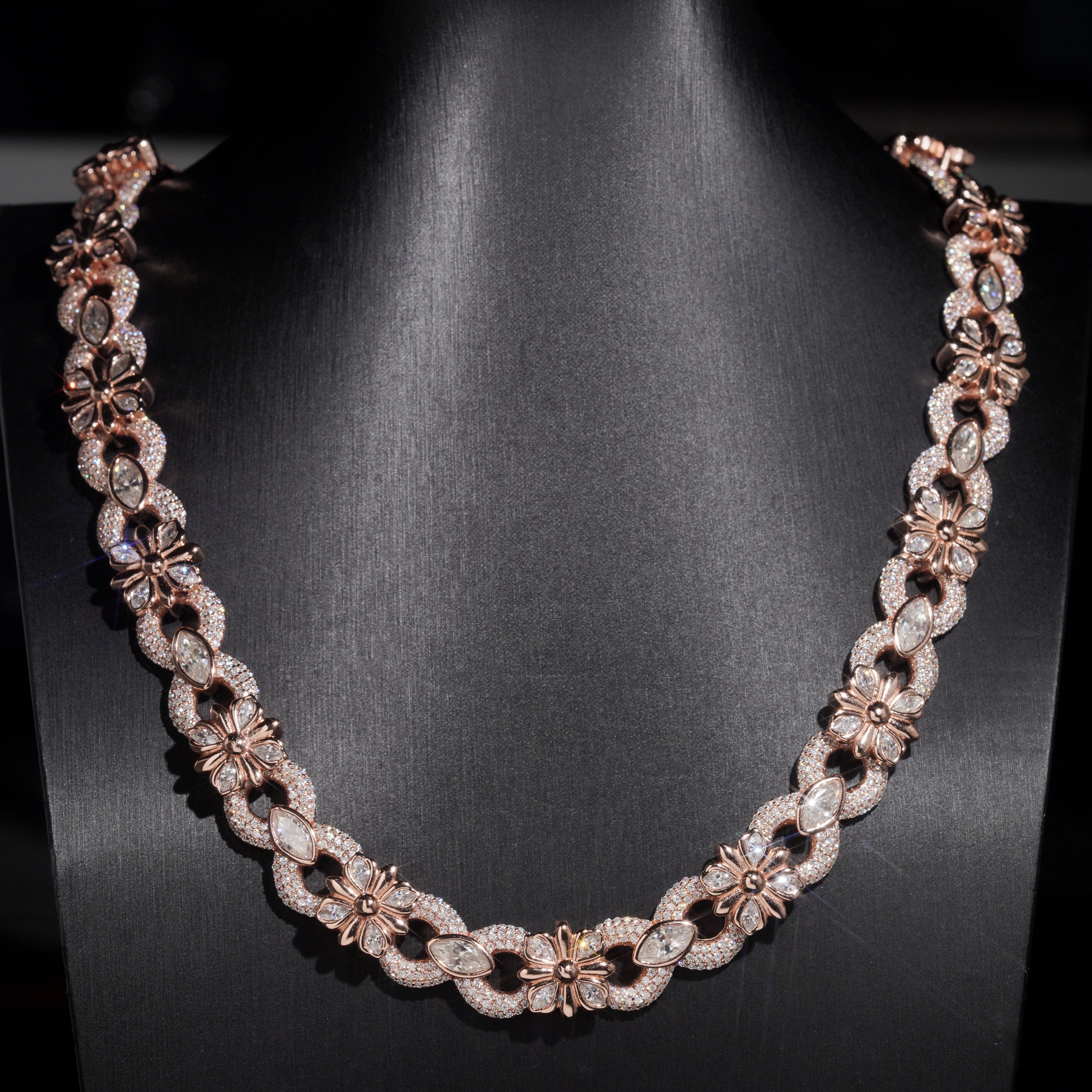 15MM Width Chrome Heart Style Infinity Link Chain Necklace Moissanite Diamond