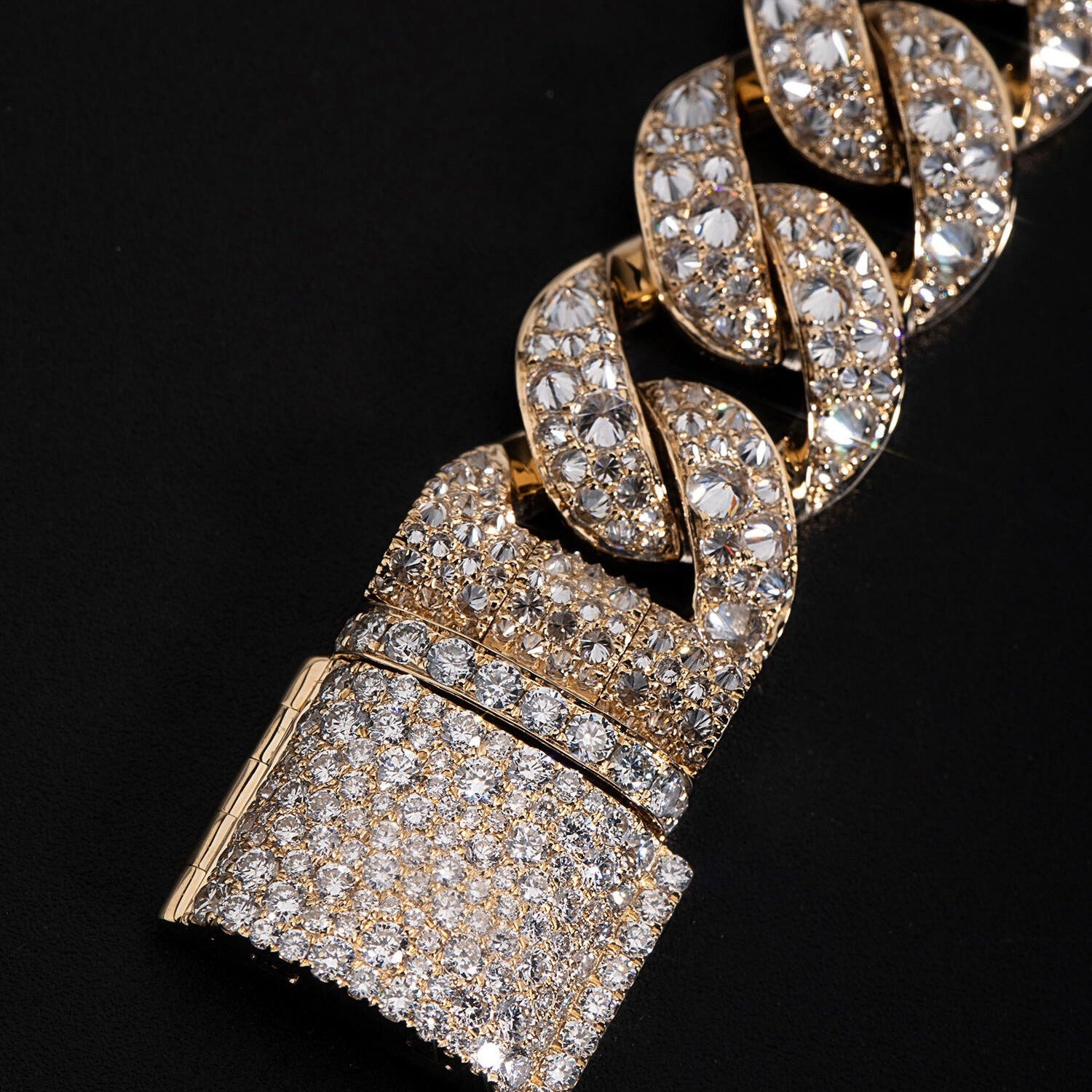 15MM Upside Down Mosaic Inverted Setting Cuban Lab Diamond