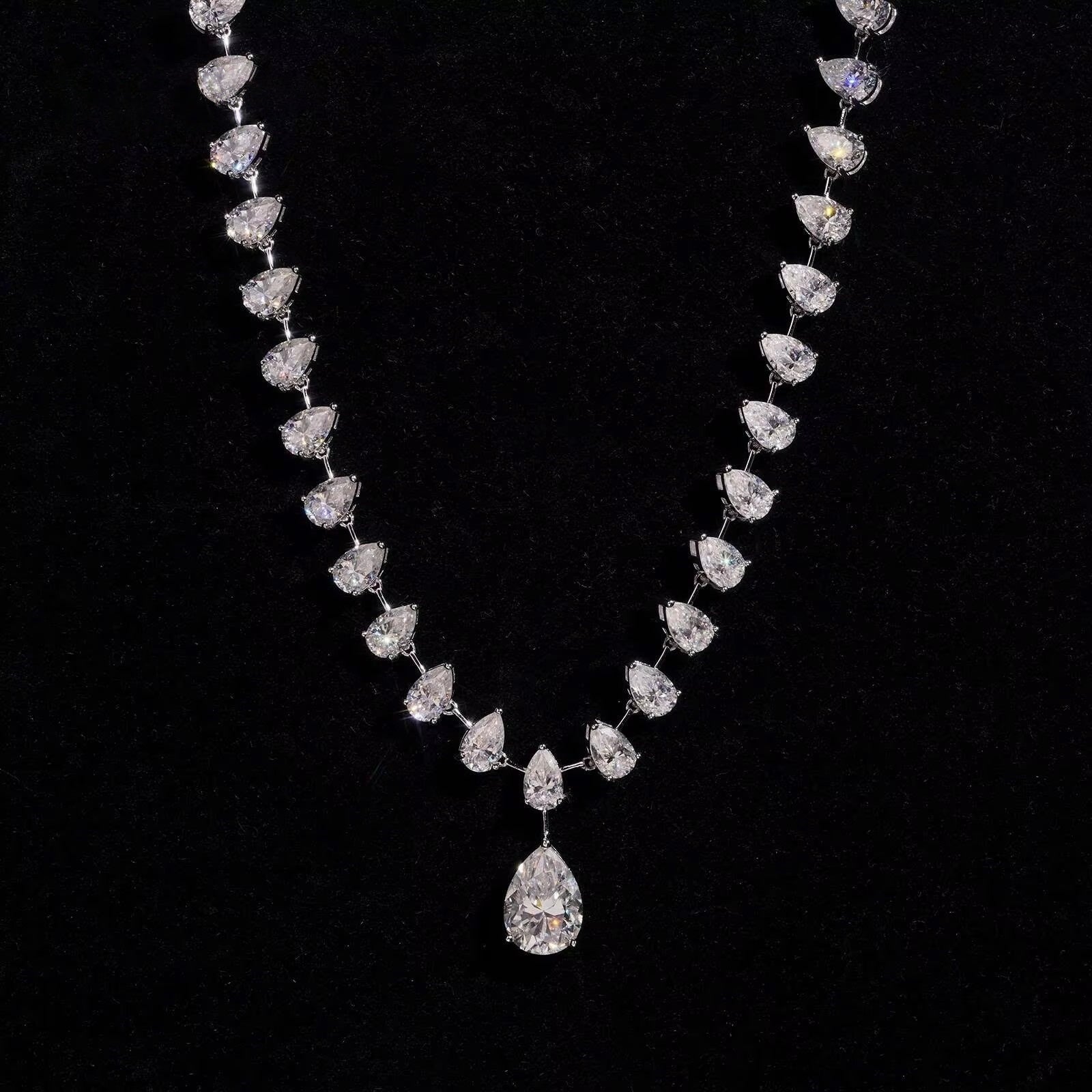 Women Luxury Teardrop Cut Moissanite Diamond Necklace