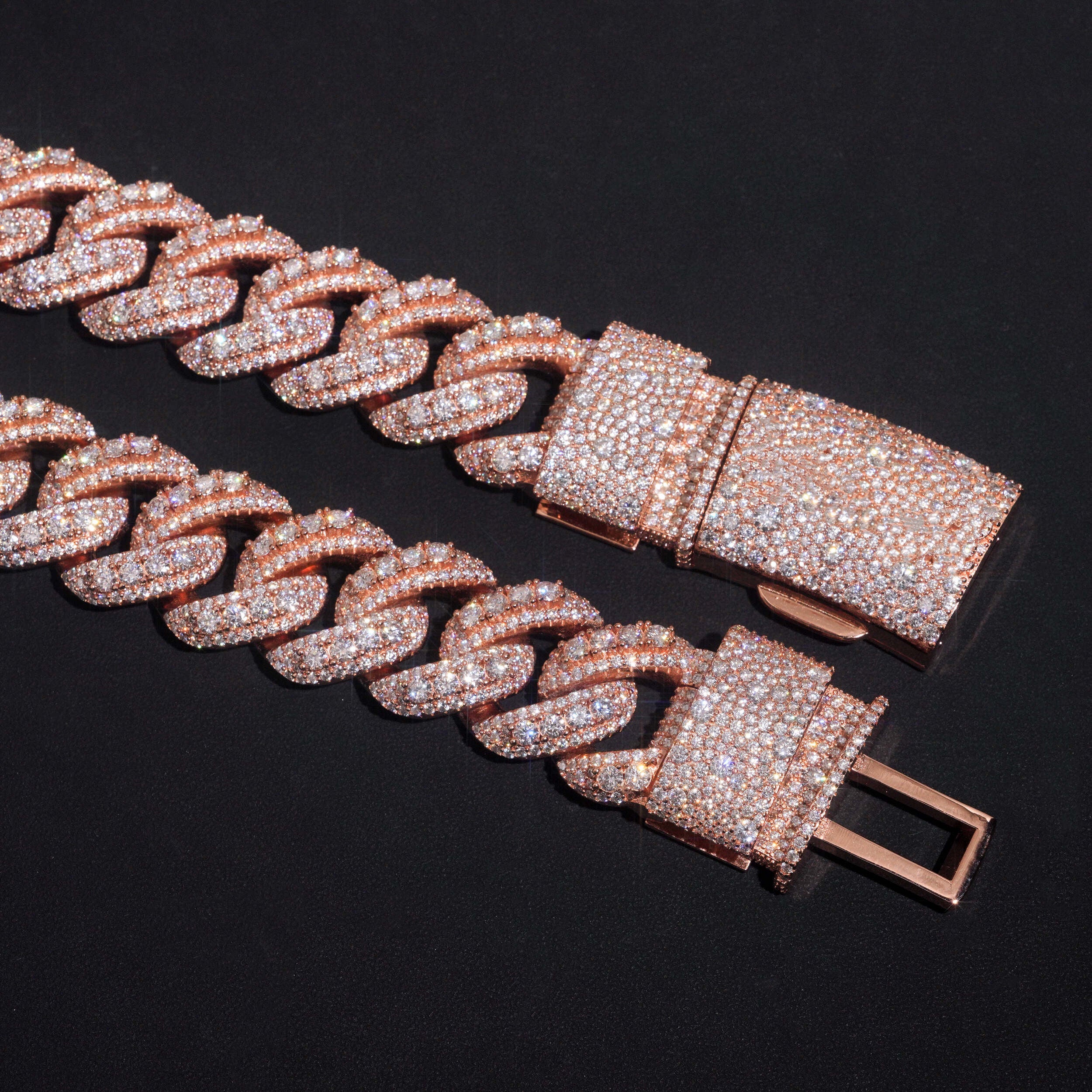 Kilo Cuban 28MM Mosaic Clasp Three Rows Design Moissanite Diamond Cuban Link Necklace