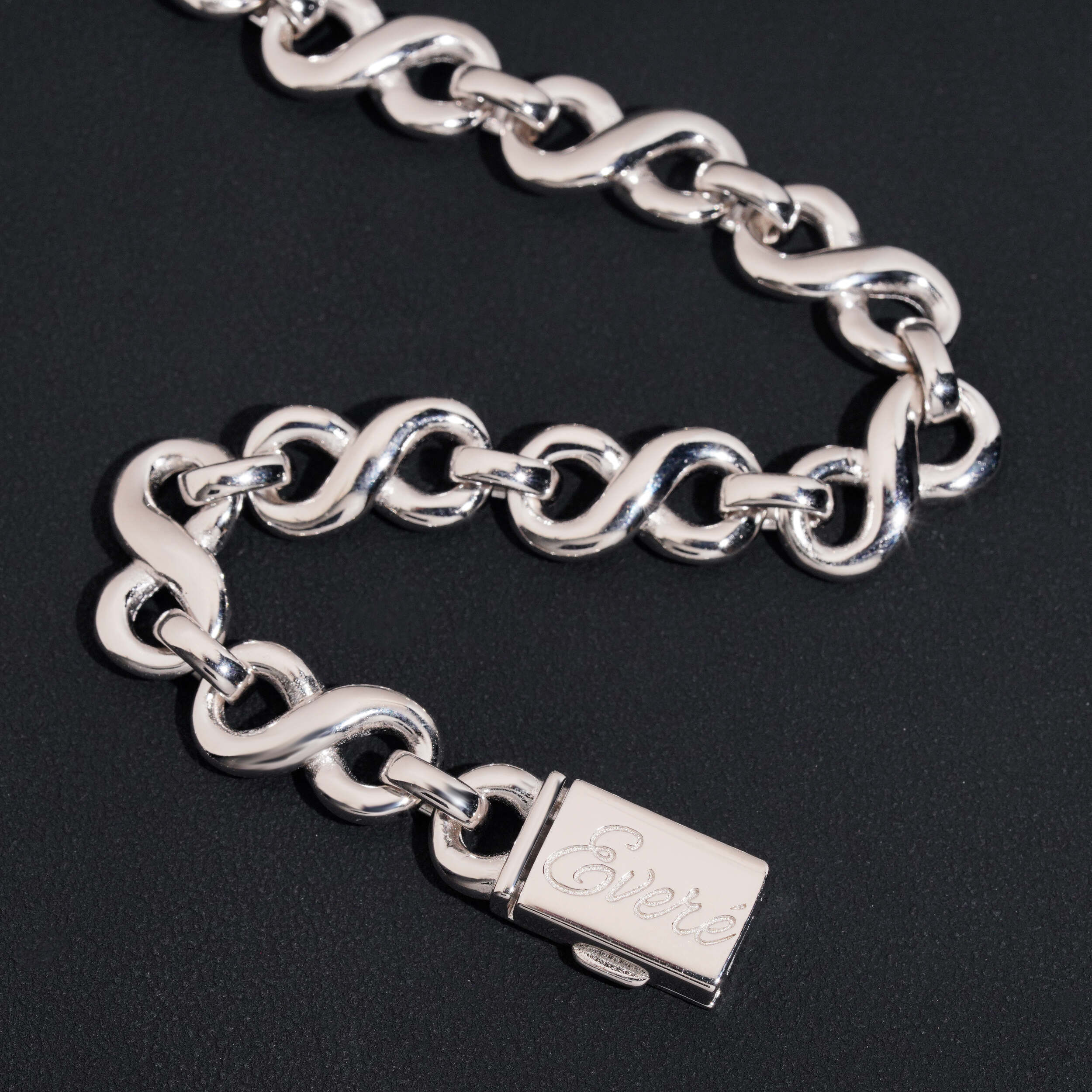 Custom Clasp 10MM Moissanite Infinity Link Chain 14K Gold