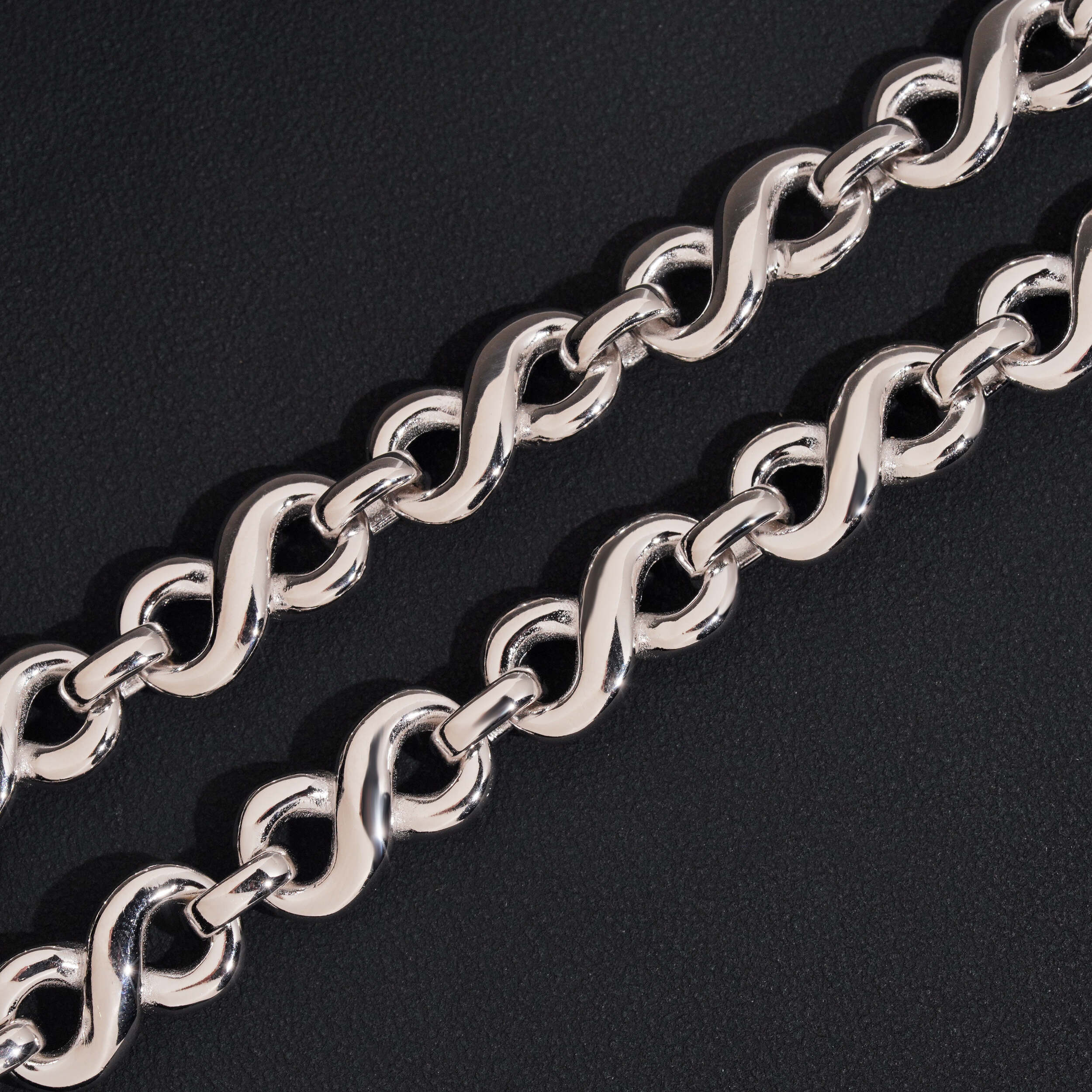 Custom Clasp 10MM Moissanite Infinity Link Chain 14K Gold