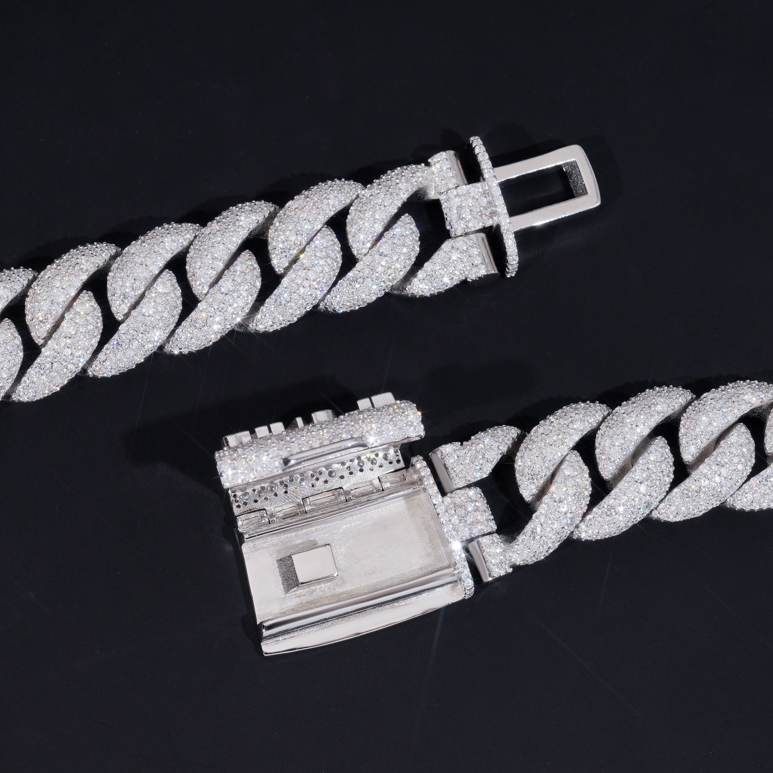 Custom Name Clasp 23mm Mosaic-Set diamond Cuban Link Chain 14K Gold
