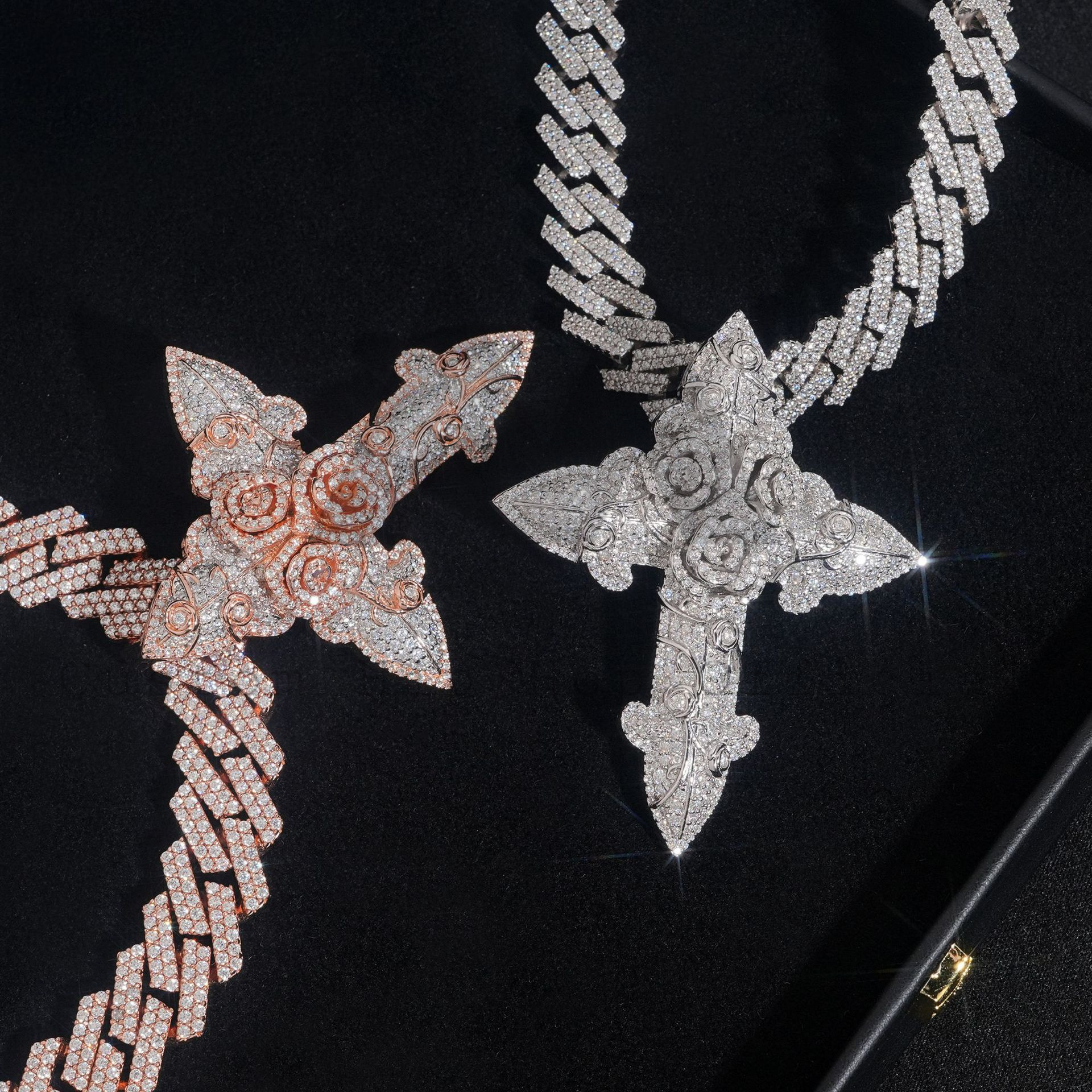 Rose Gold Moissanite Diamond Cross Pendant - Iced Out Hip Hop Jewelry