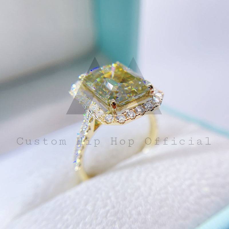 Elegant Moissanite Engagement Ring hip hop jewelry in 10K-18K Solid Gold with GRA Certificate0