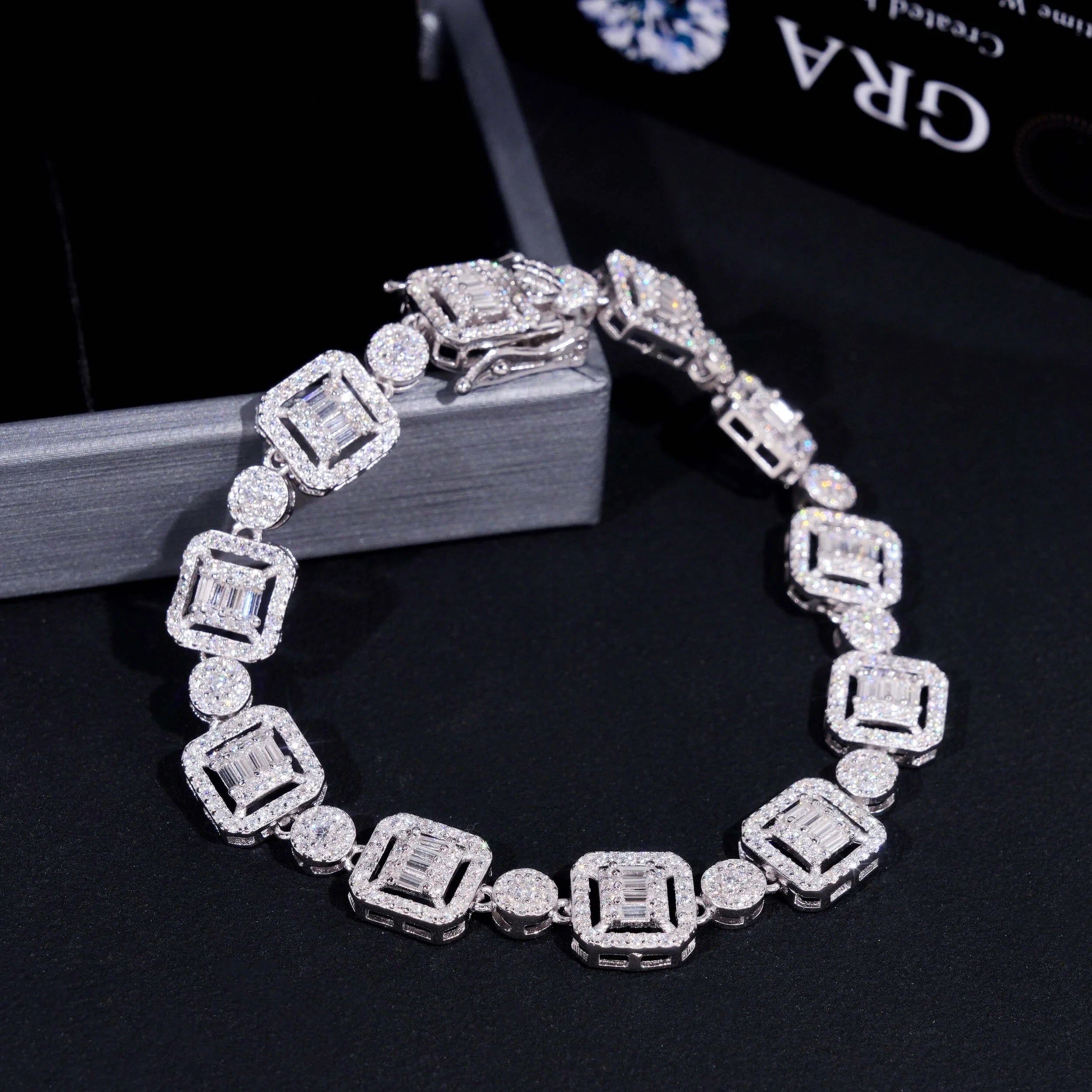 Pulseira de tênis de prata esterlina Hip Hop congelada Baguette Diamond com VVS Moissanite