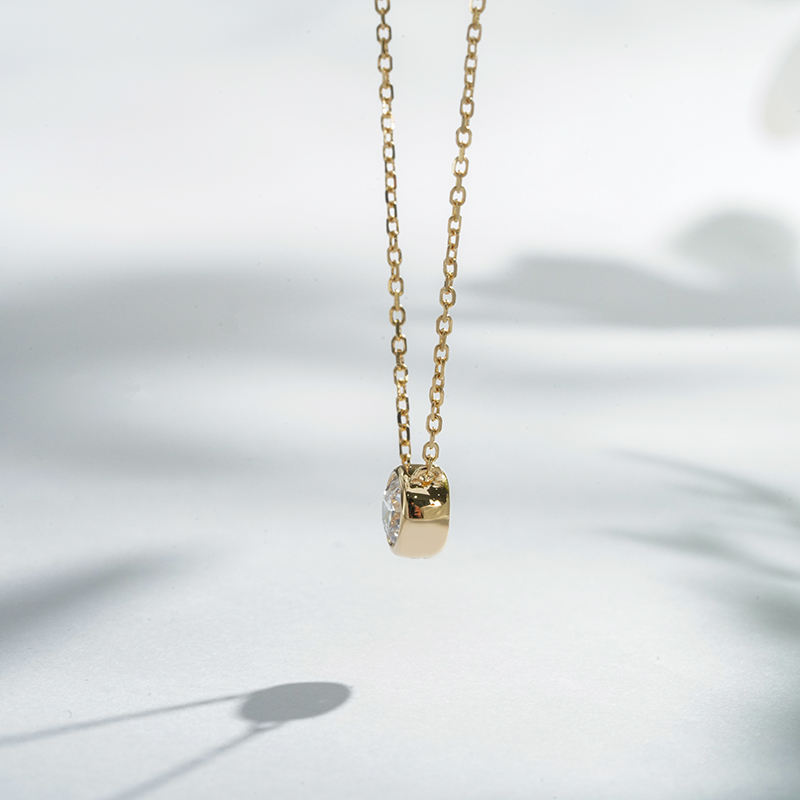 10K Solid Gold 4.5MM Lab Grown Diamond Necklace Bezel Setting