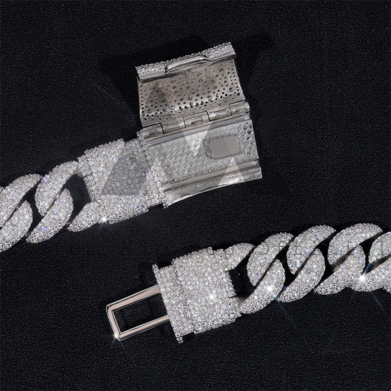 20mm Mosaic-Set Moissanite Cuban Link Chain 10K Gold