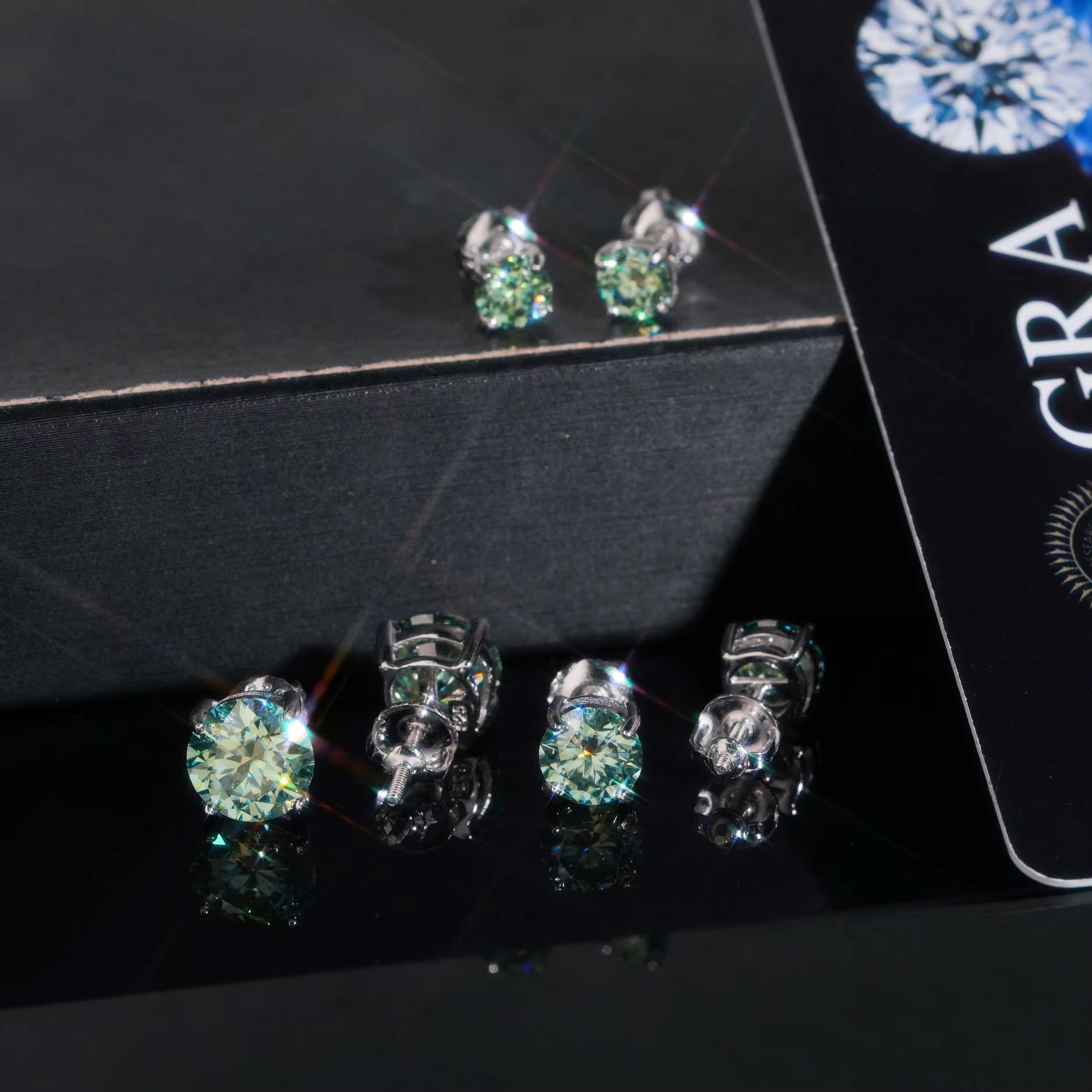 VVS Tiffany Blue Moissanite Stud Earrings Screw Back 0.5CT 1CT 2CT