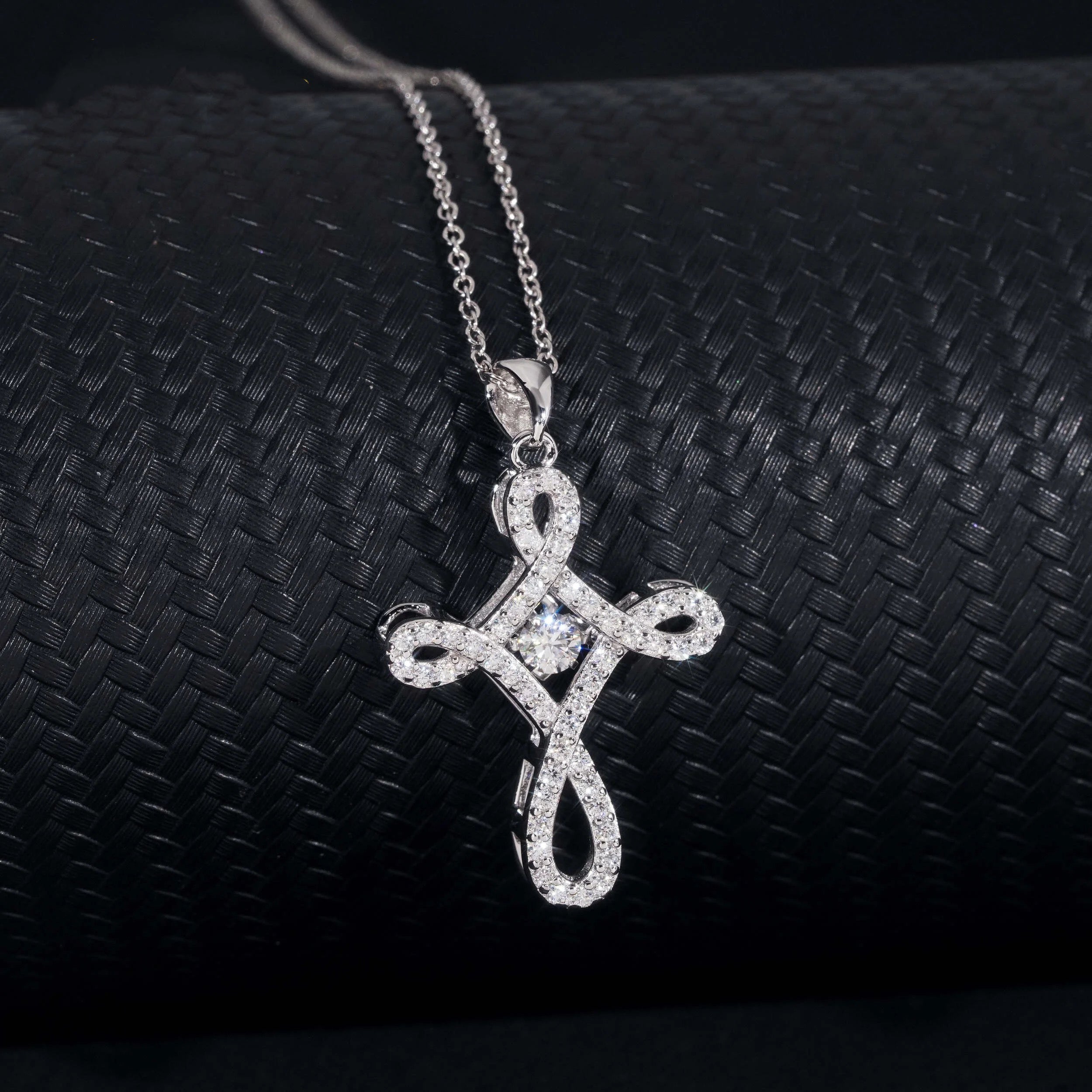 925 Silver VVS Moissanite Diamond Cross Necklace For Women Dancing Diamond Style