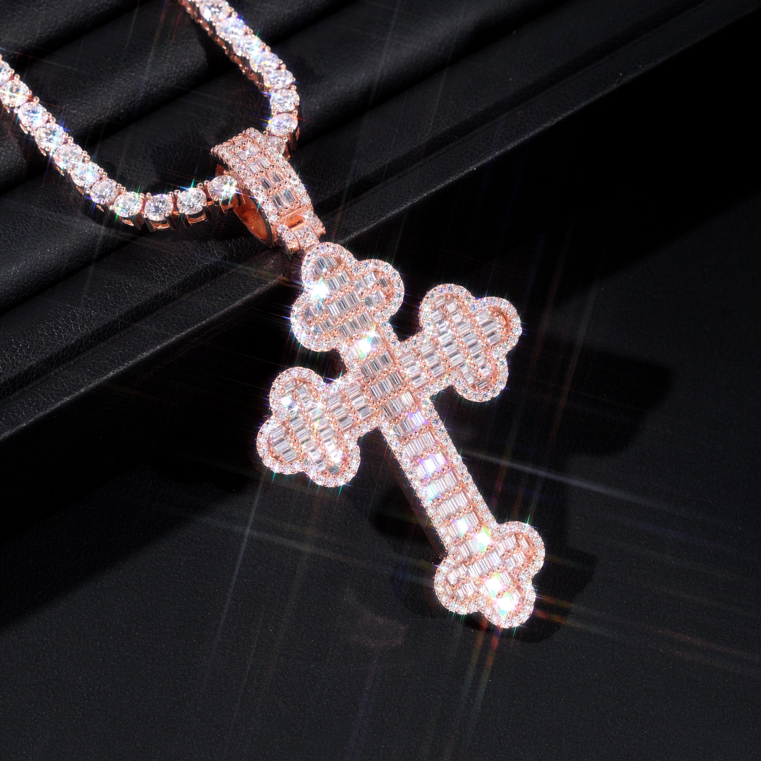 New Arrival Rose Gold Plated Baguette Cut Moissanite Cross Pendant Match 4MM Tennis Chain