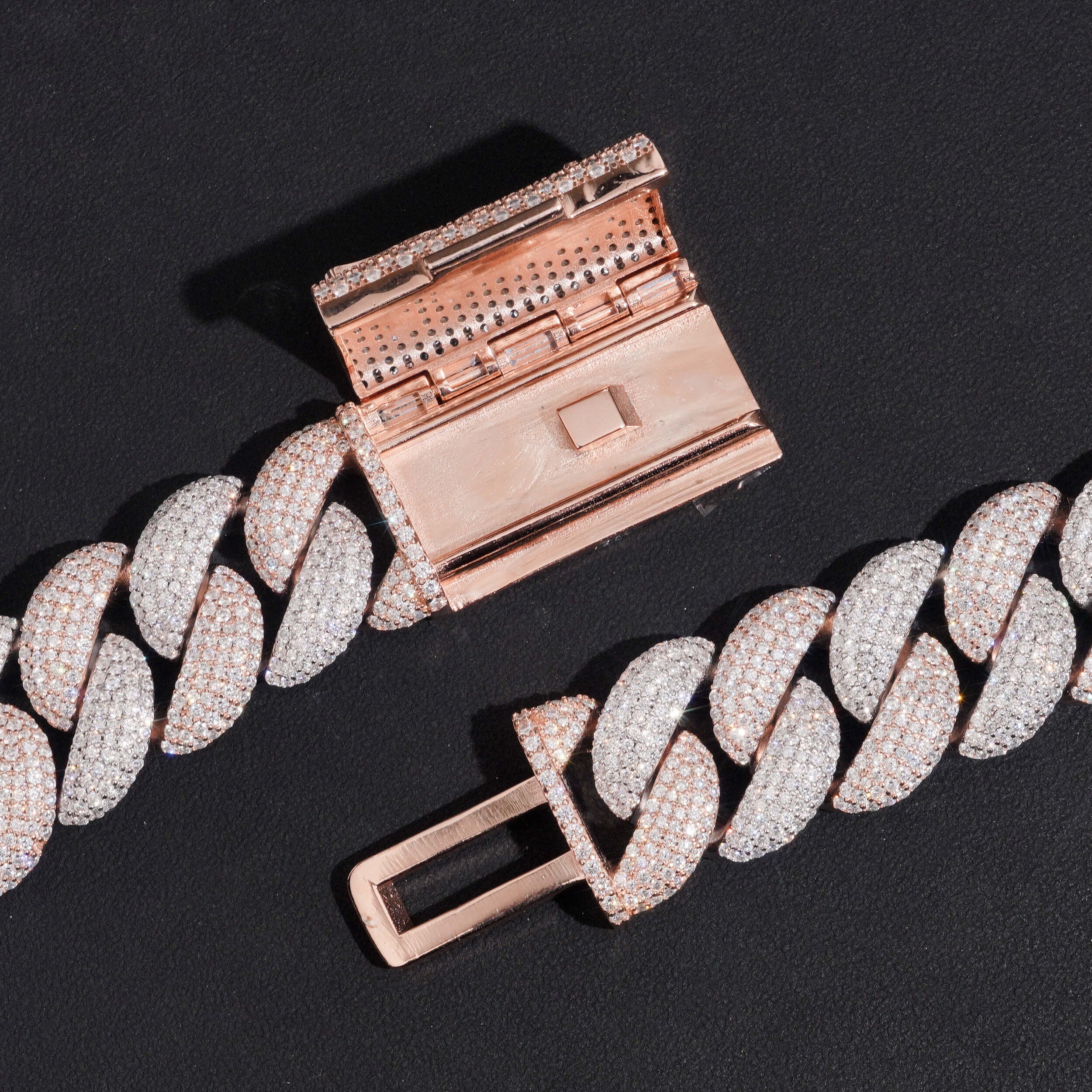 Custom Name Clasp 20MM Flower Setting Miami Cuban Chain Necklace Vvs Moissanite