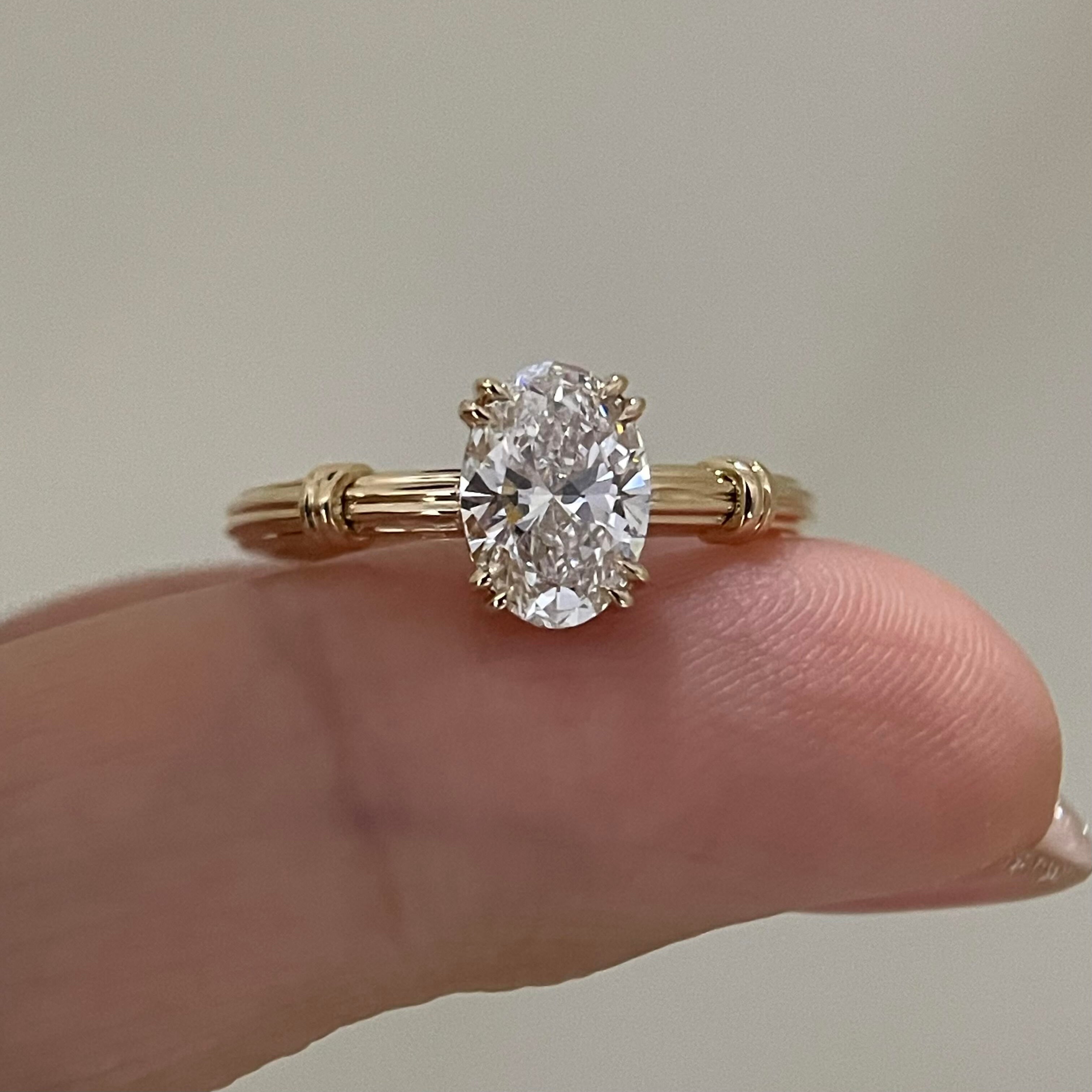 2Ct Oval Cut Vintage Lab Grown Diamond Ring 18K Gold