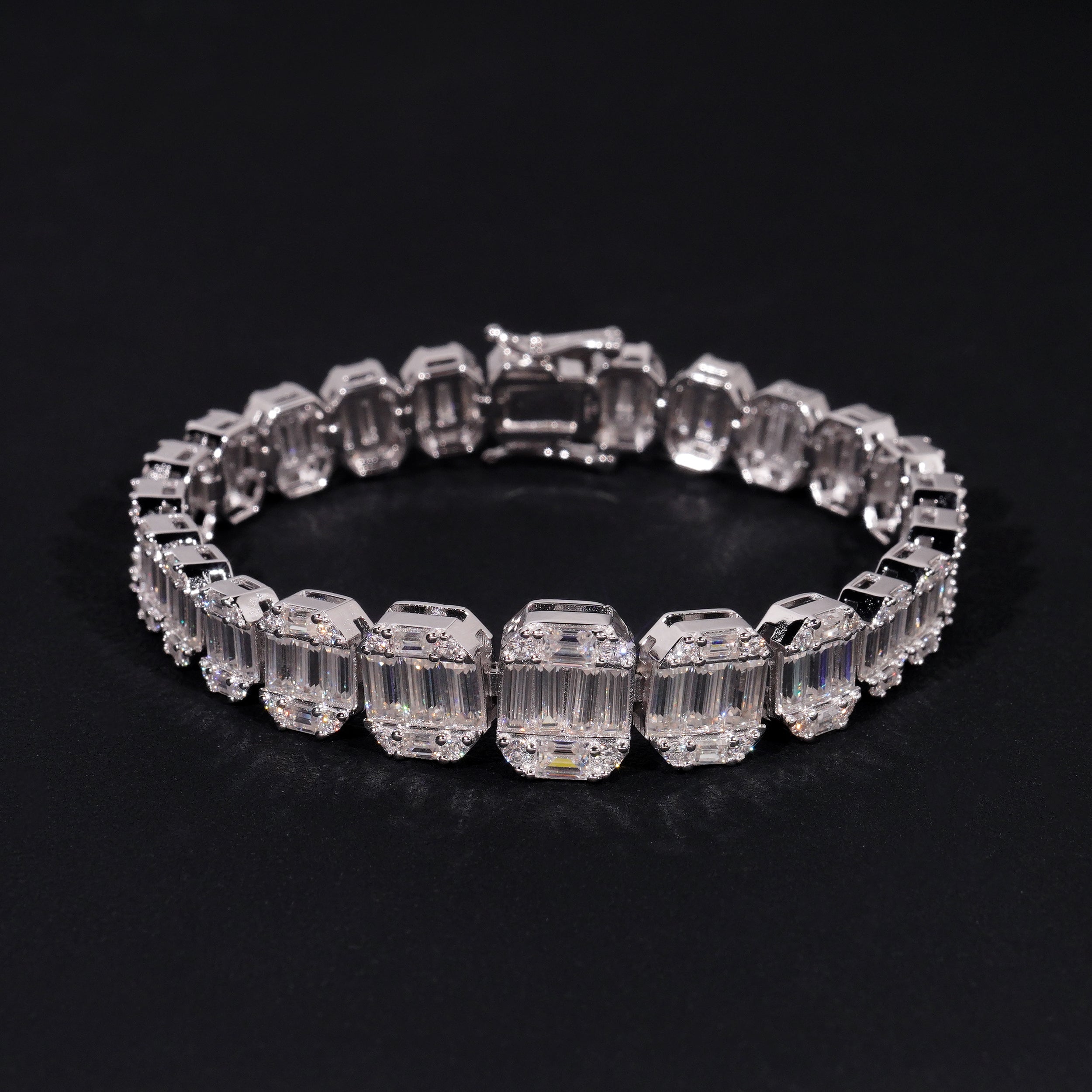 13MM VVS Baguette Cut Moissanite Diamond Tennis Bracelet Gradiant Size Solid Silver For Men