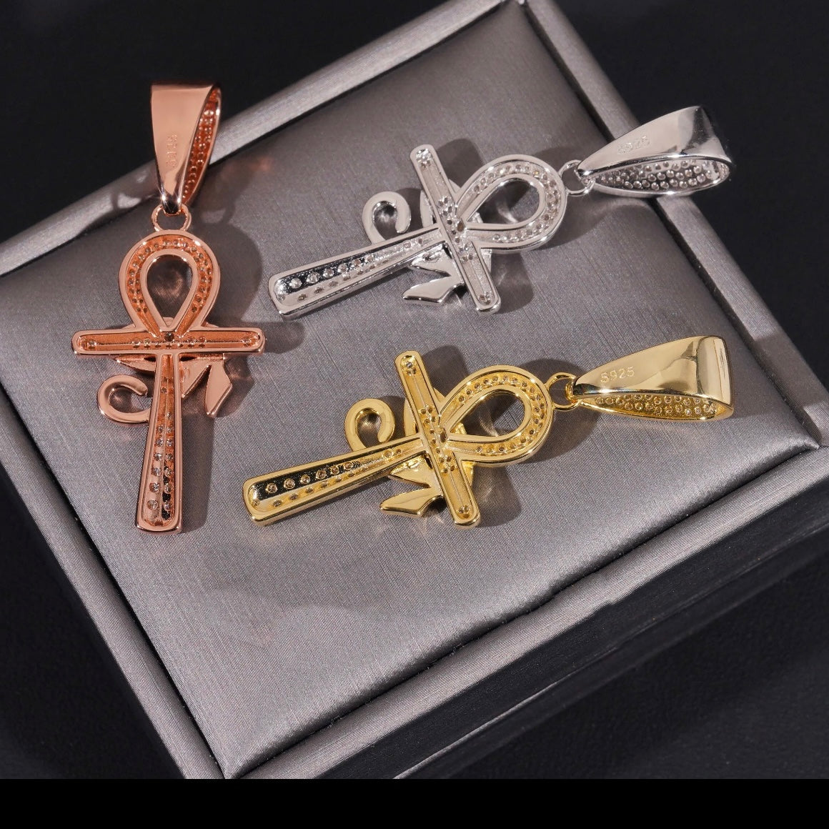 Pass Diamond Tester Moissanite Hip Hop Iced Out Evil Eye Ankh Cross Pendant