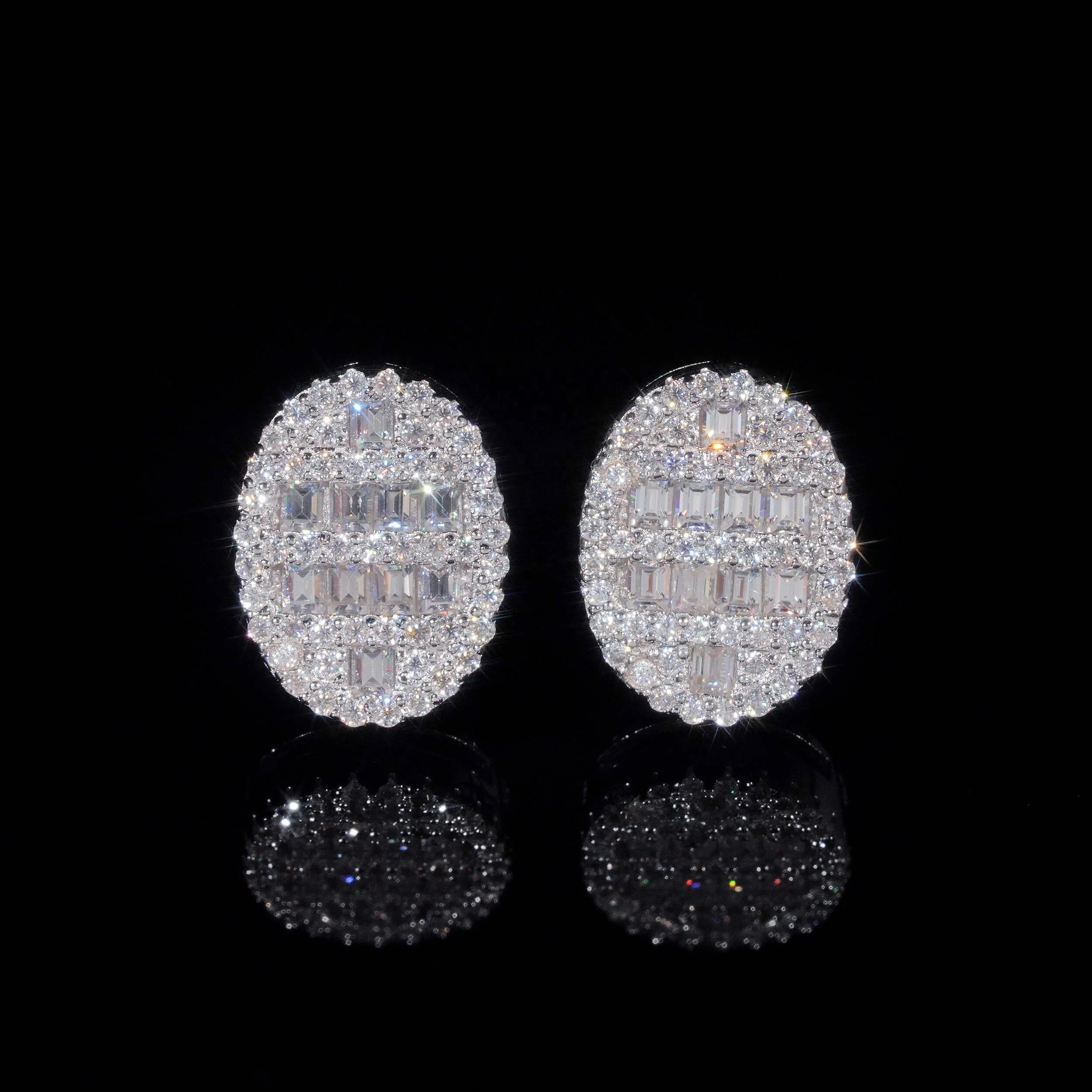 Hot Sell Baguette Cut Moissanite Diamond Oval Stud Earrings For Men