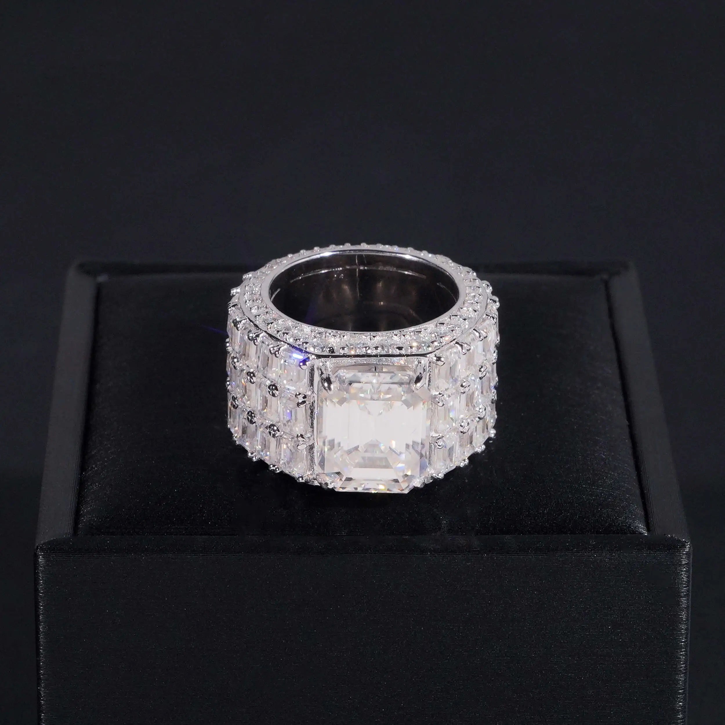 Luxury Design VVS Fully Iced Out Moissanite Diamond Cluster Ring For Men