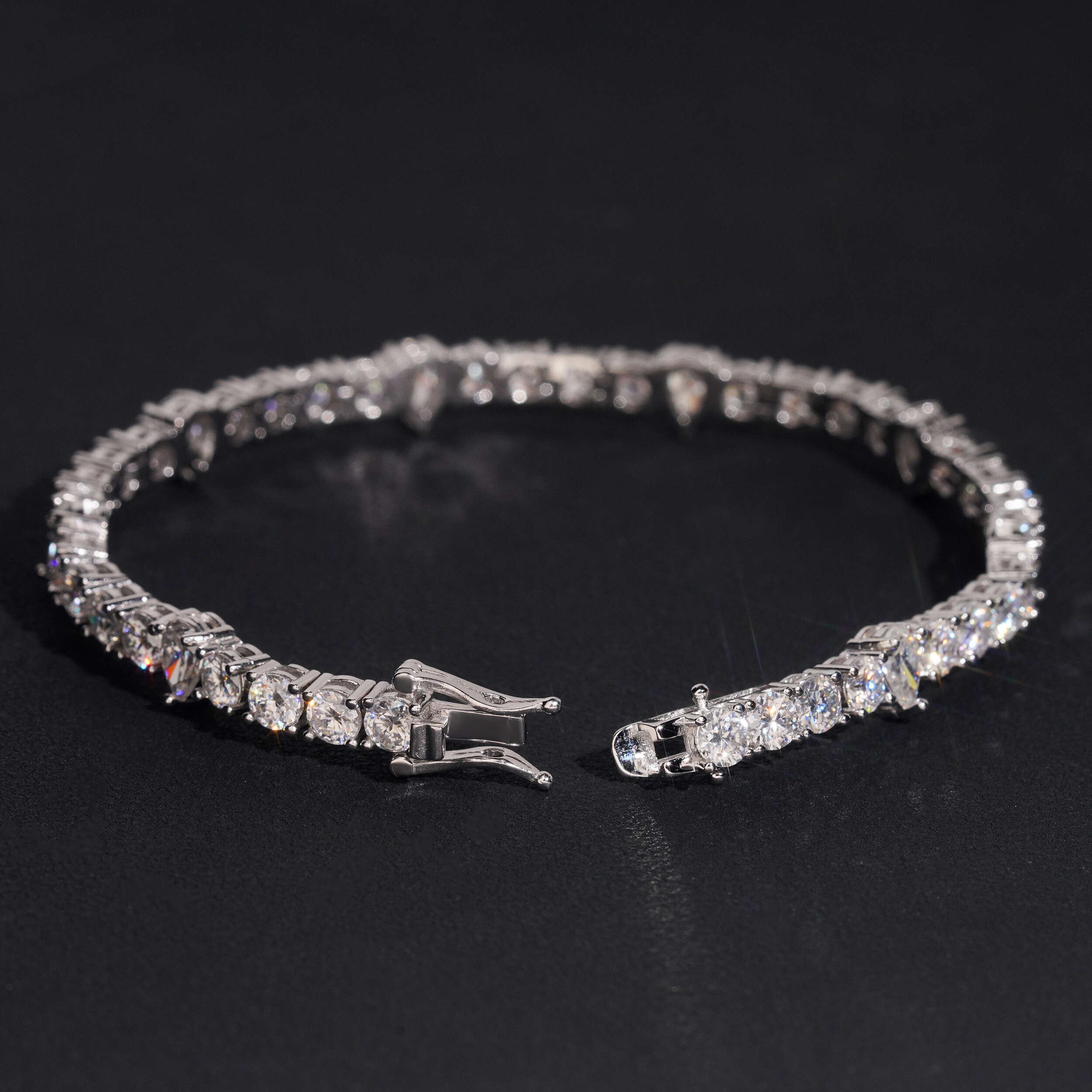 4MM Moissanite Diamond Tennis Bracelet Unisex