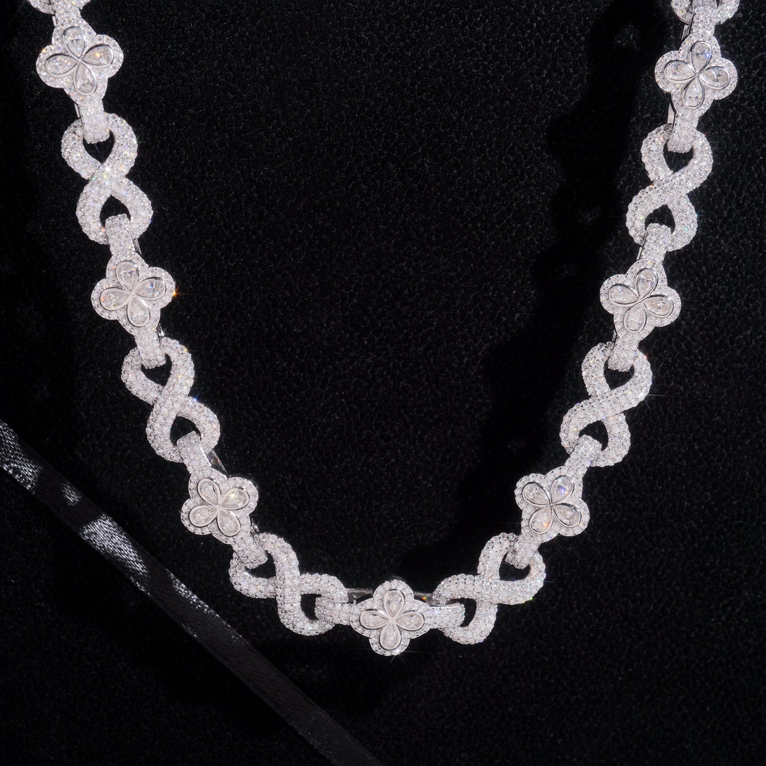 13MM Clover Mix Infinity Link chain Solid Silver With Moissanite