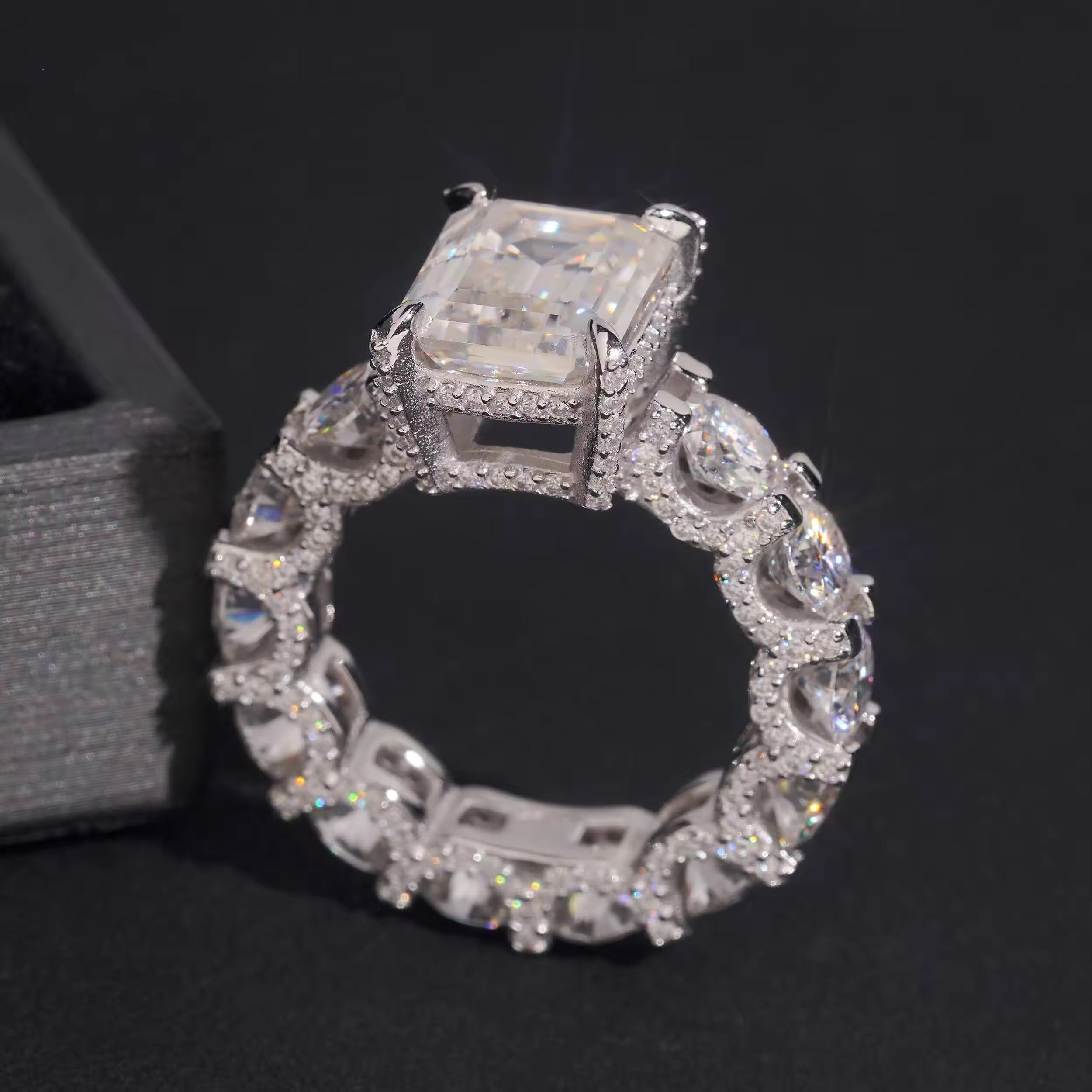 Luxury Full Iced Band Big Carat Ring Moissanite Diamond Ring