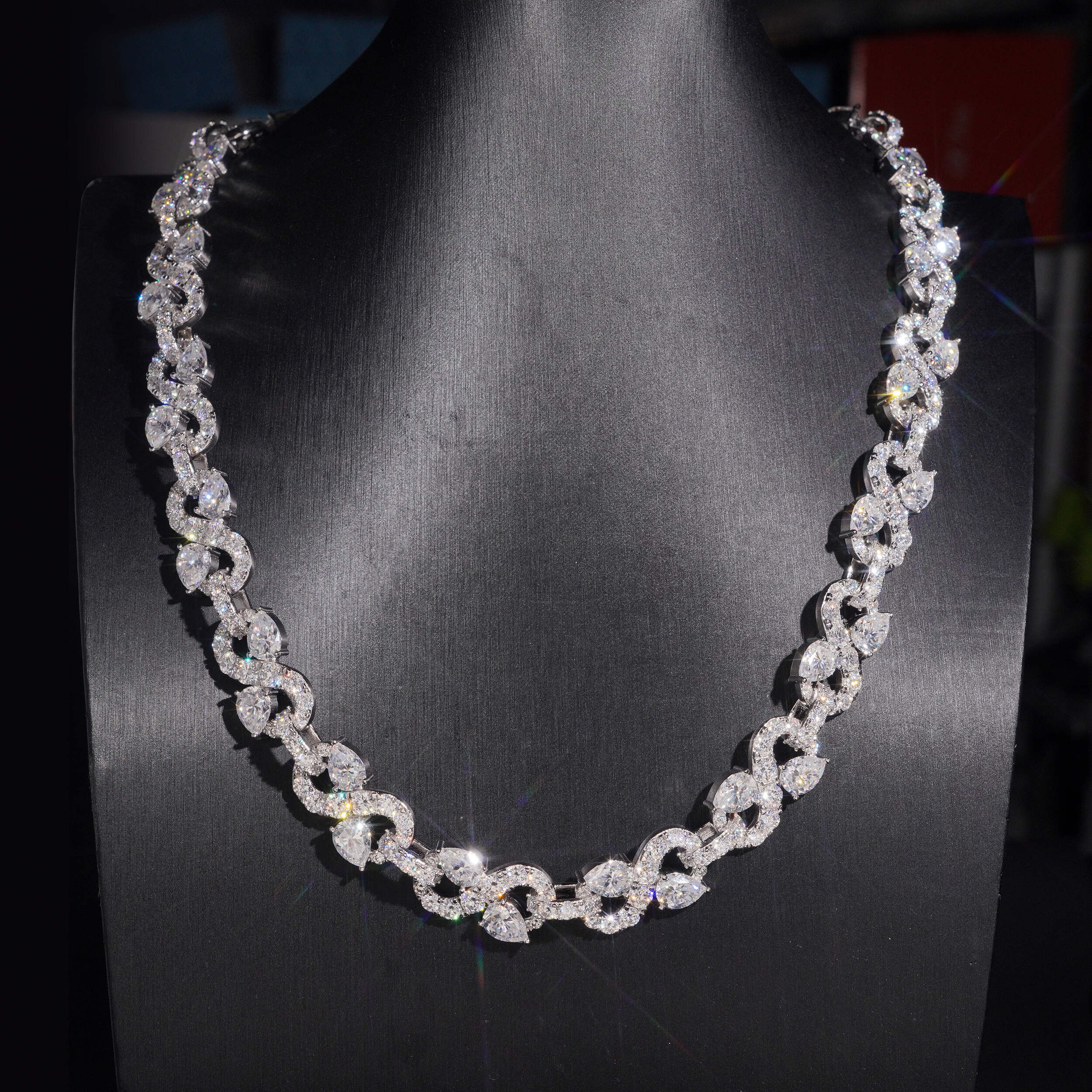 New Arrival 13MM Pear Cut Infinity Link Chain Necklace Moissanite Diamond